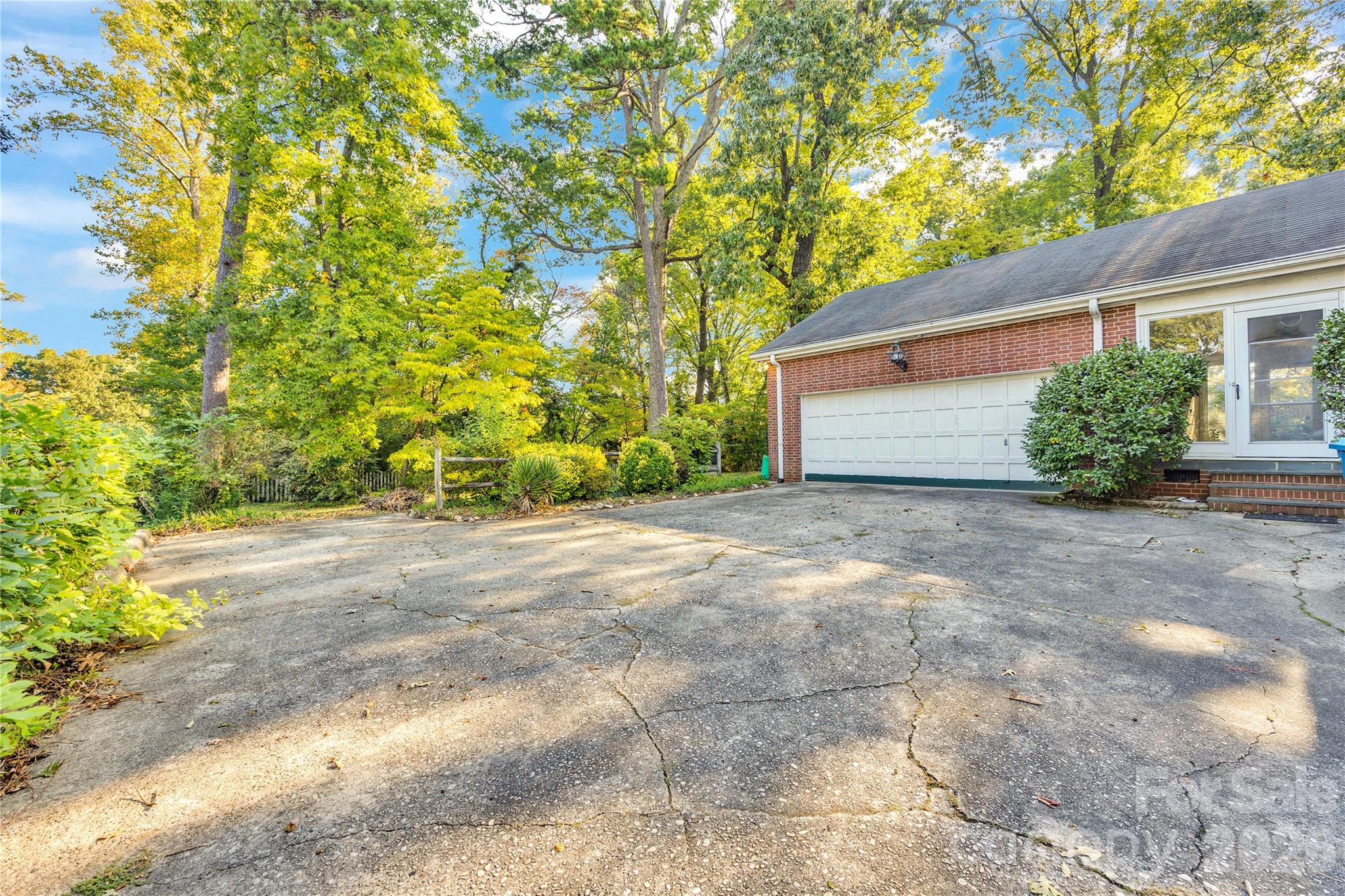 624 Mitchell Avenue Property Photo 11