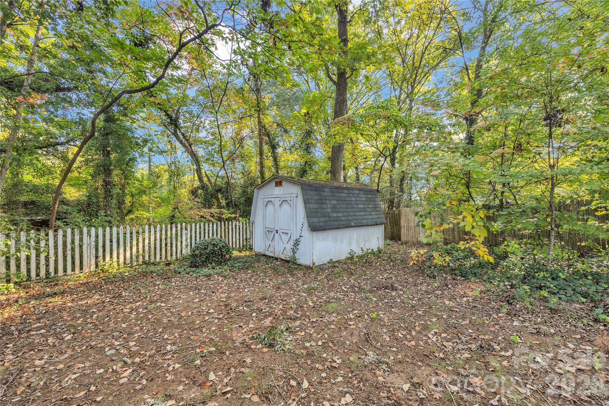 624 Mitchell Avenue Property Photo 15