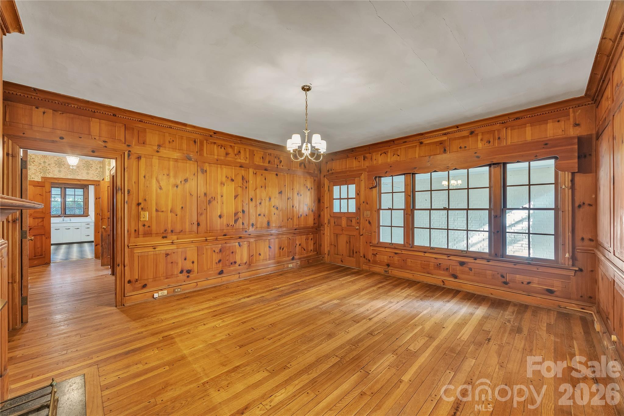 624 Mitchell Avenue Property Photo 27