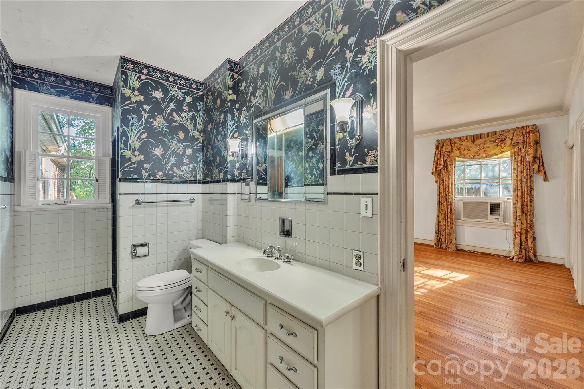 624 Mitchell Avenue Property Photo 28