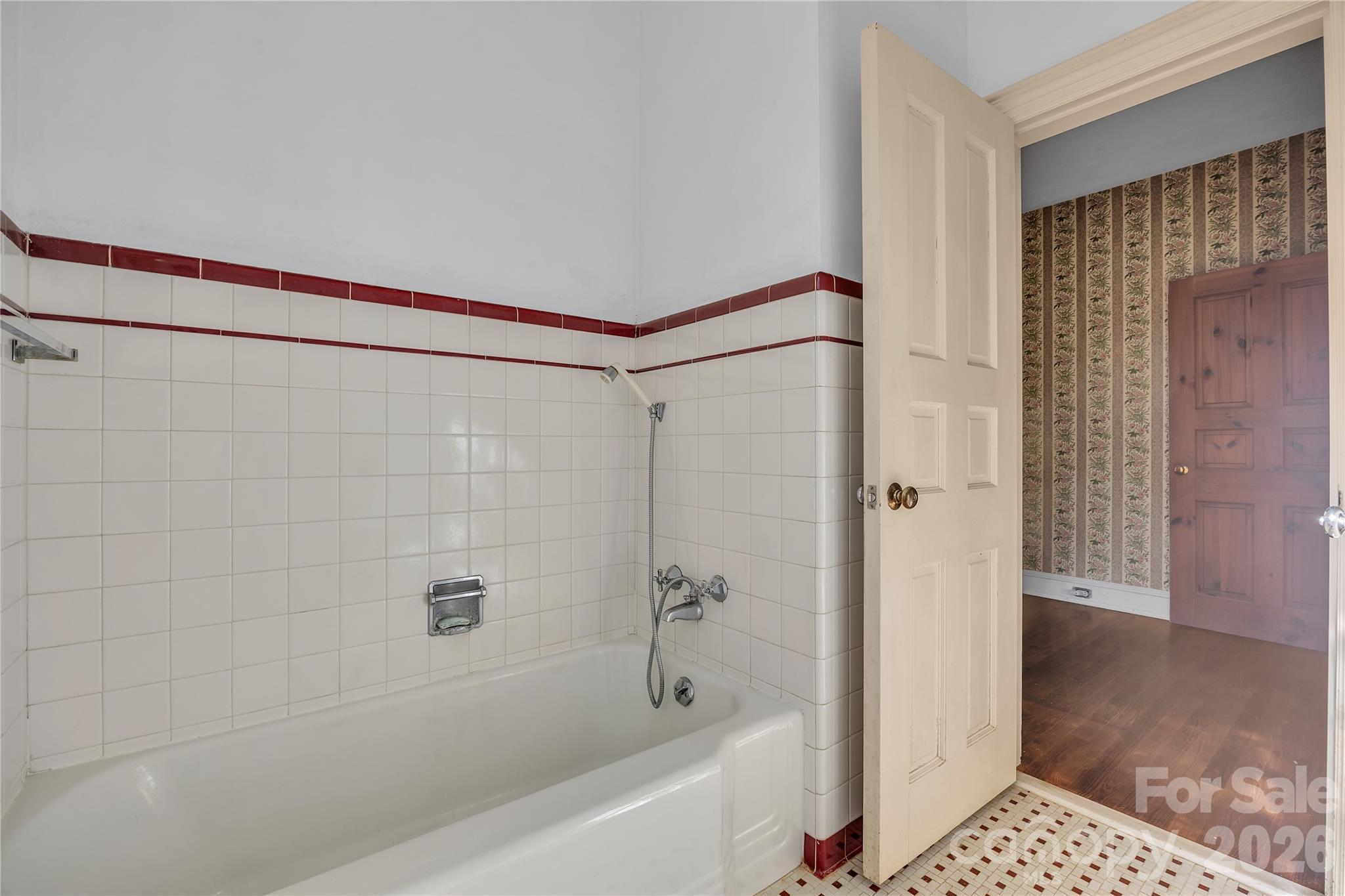 624 Mitchell Avenue Property Photo 33