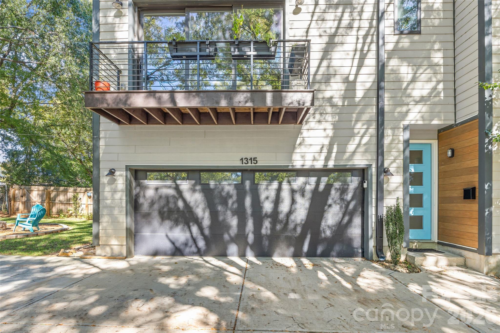 1315 Davidson Street Property Photo 2