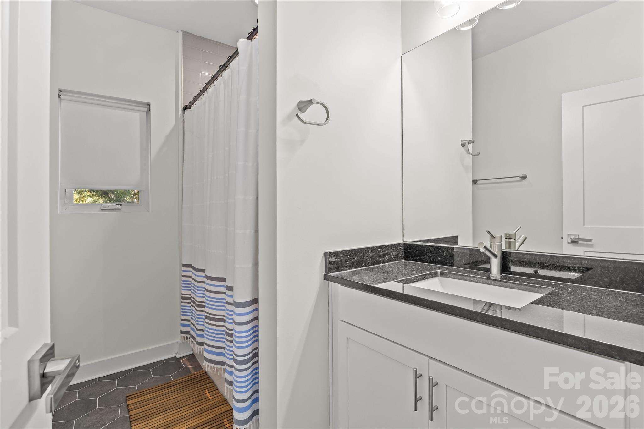 1315 Davidson Street Property Photo 7