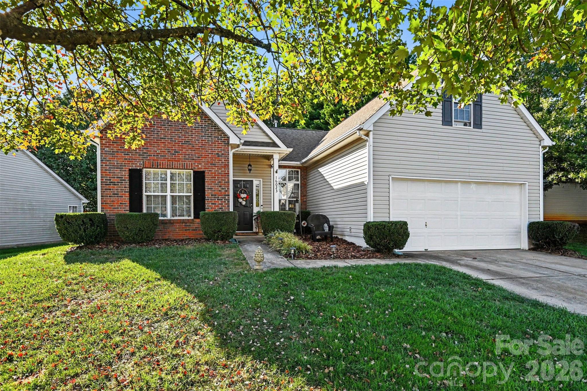 16023 Circlegreen Drive Property Photo 2