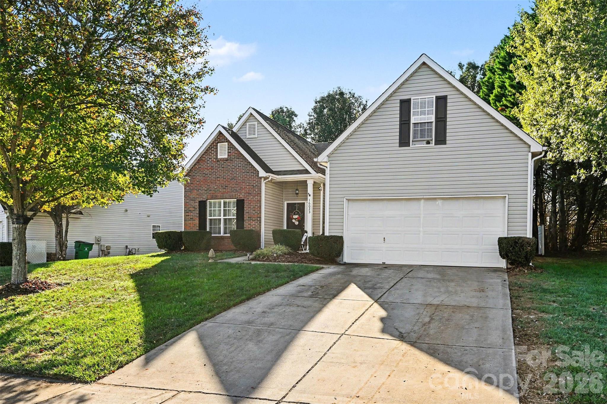 16023 Circlegreen Drive Property Photo 4