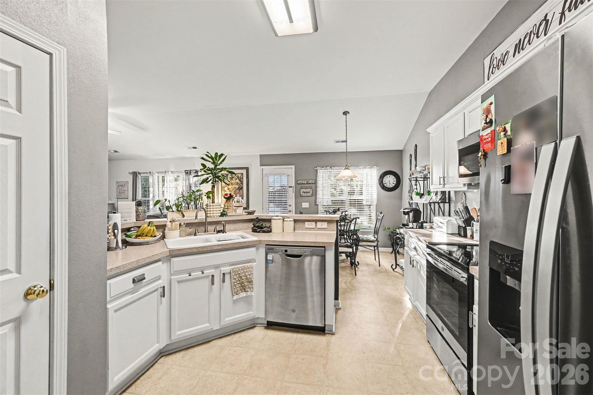 16023 Circlegreen Drive Property Photo 13