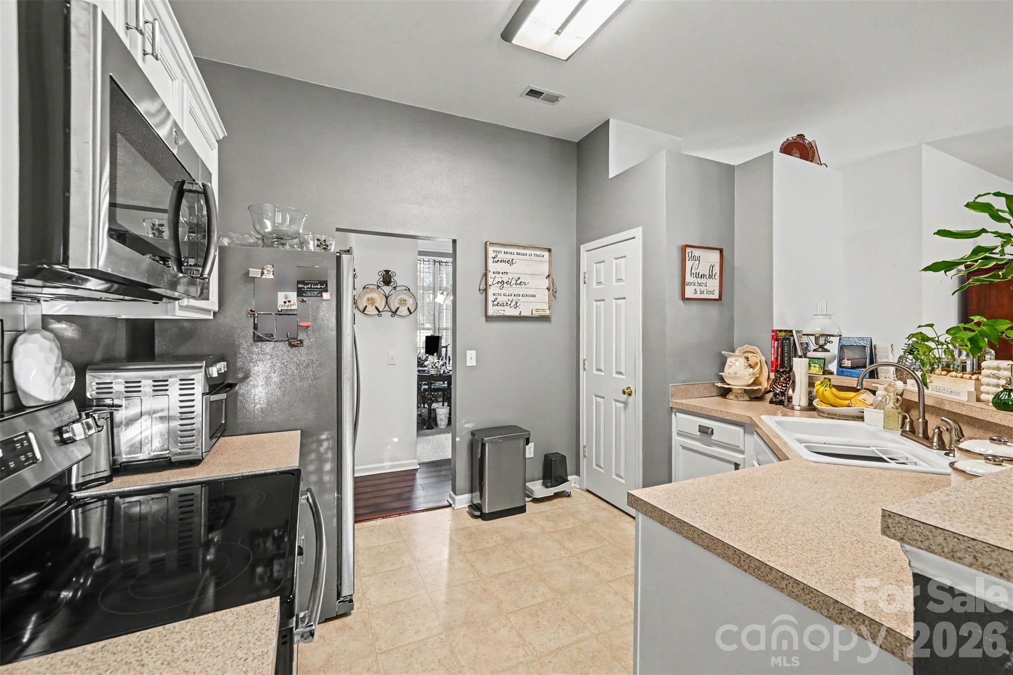 16023 Circlegreen Drive Property Photo 14