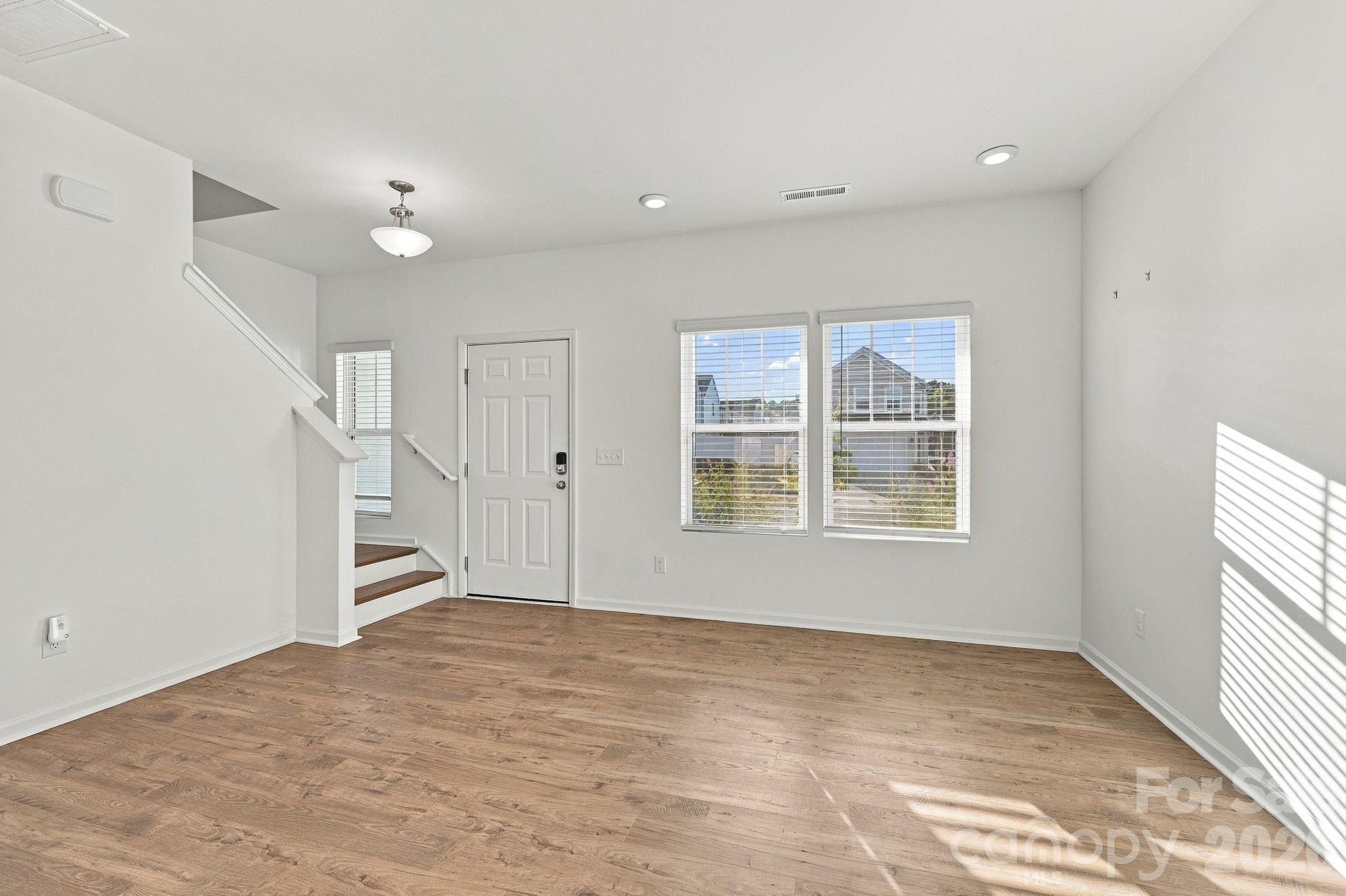 366 Bluebonnet Drive Property Photo 7