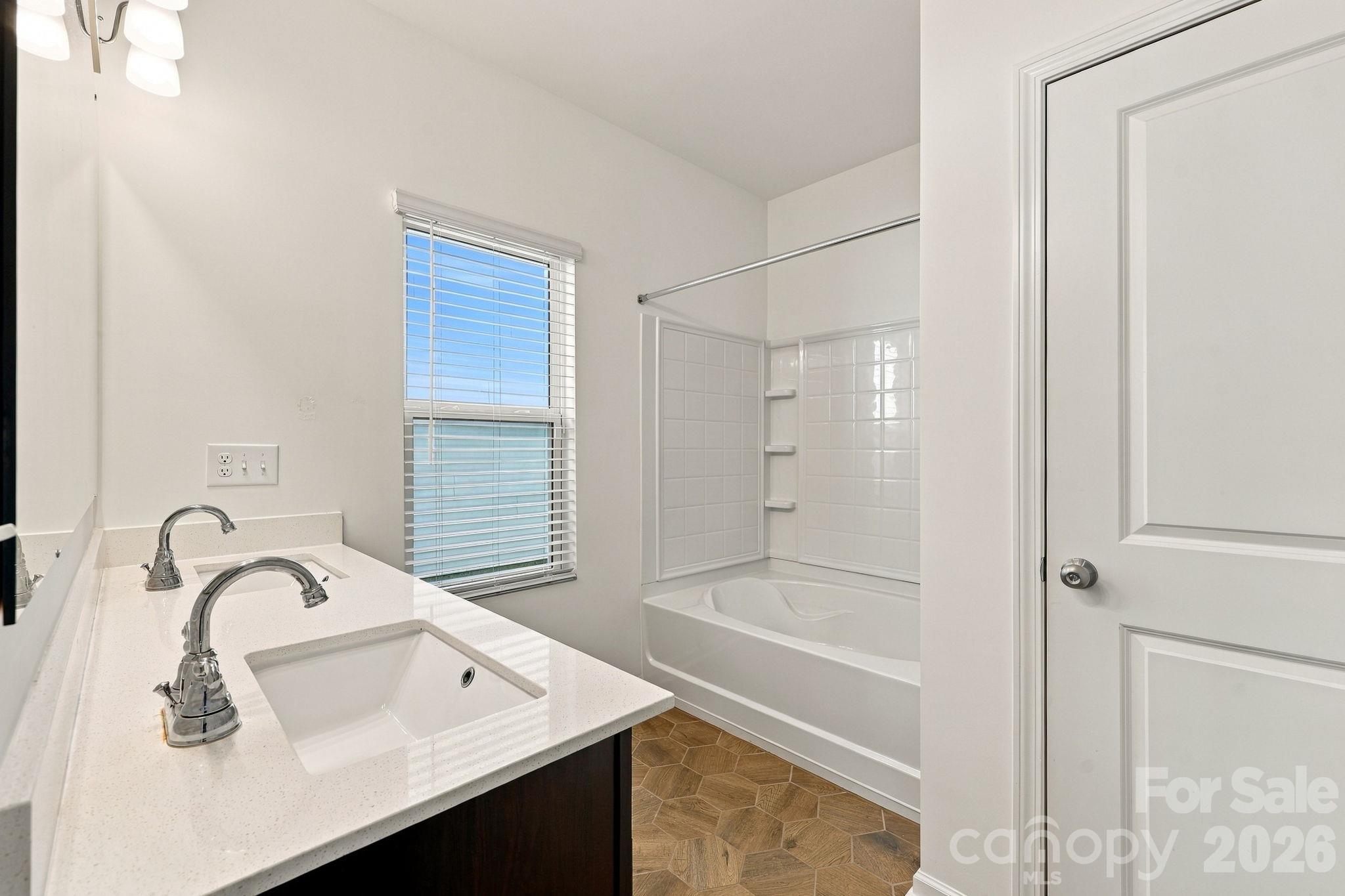 366 Bluebonnet Drive Property Photo 16