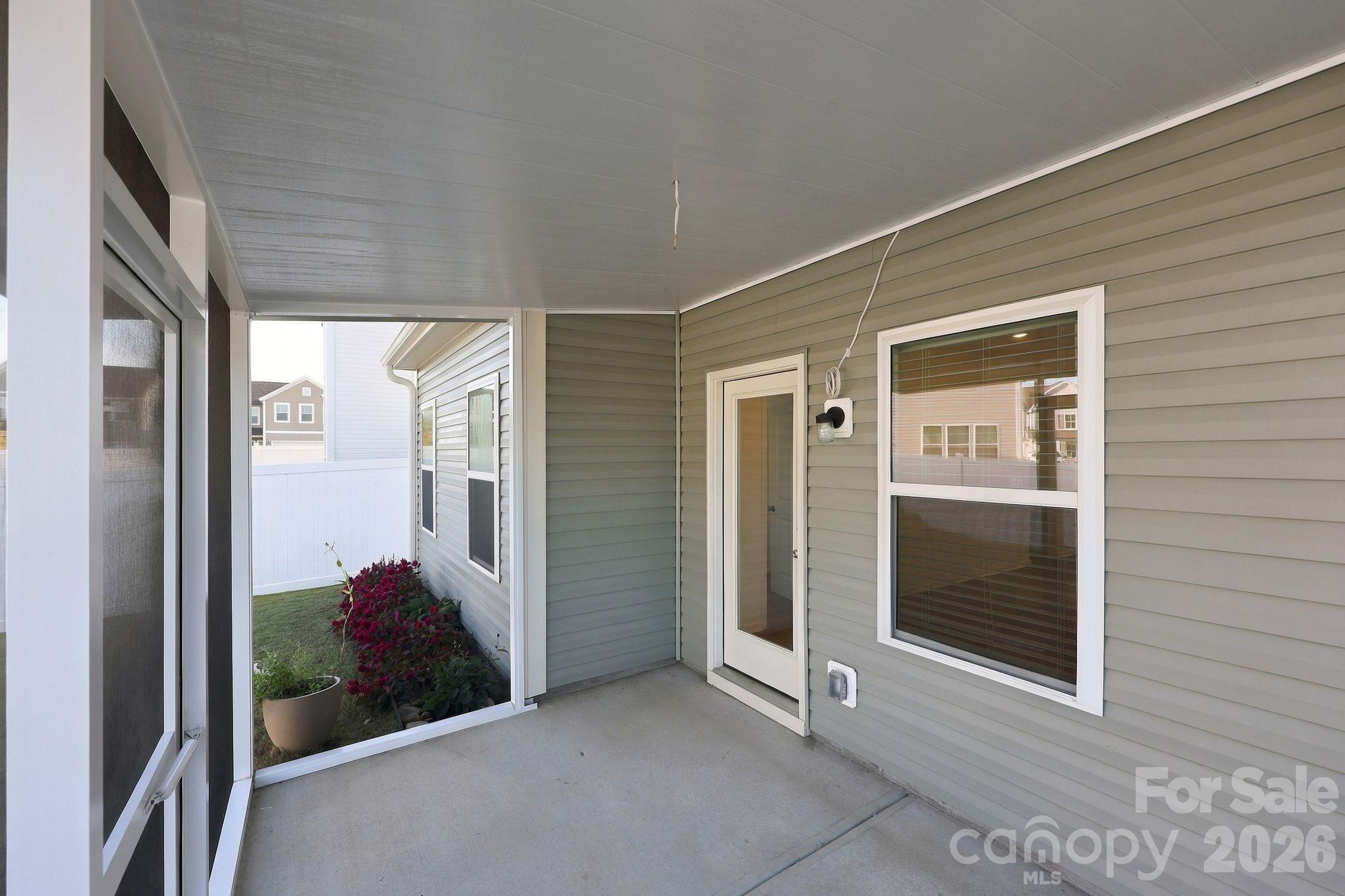 366 Bluebonnet Drive Property Photo 32