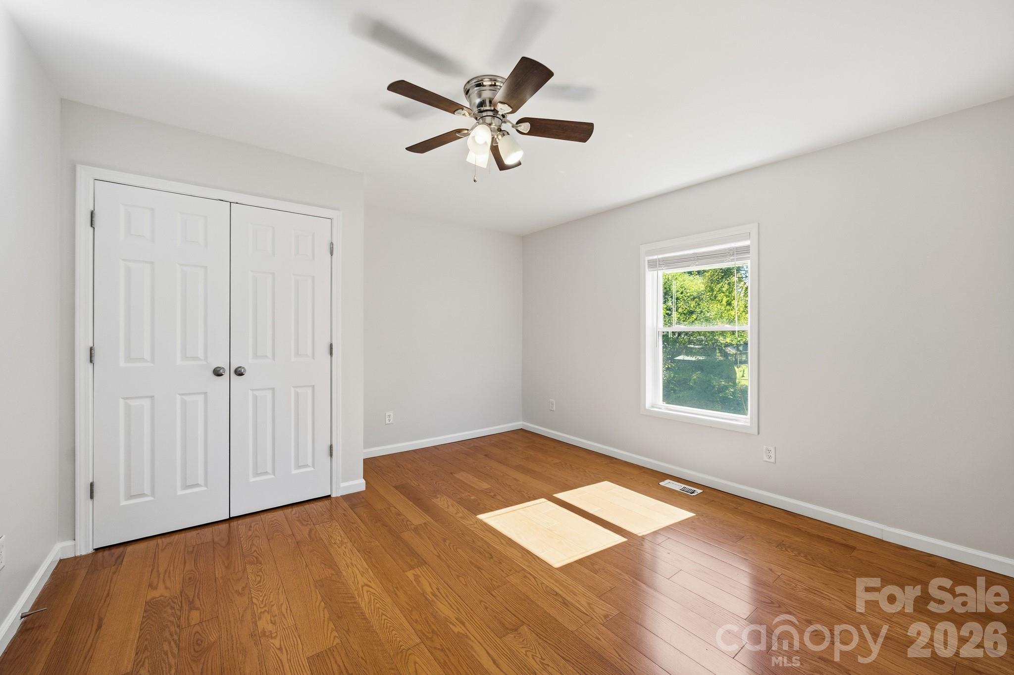 40 11th Street Property Photo 15