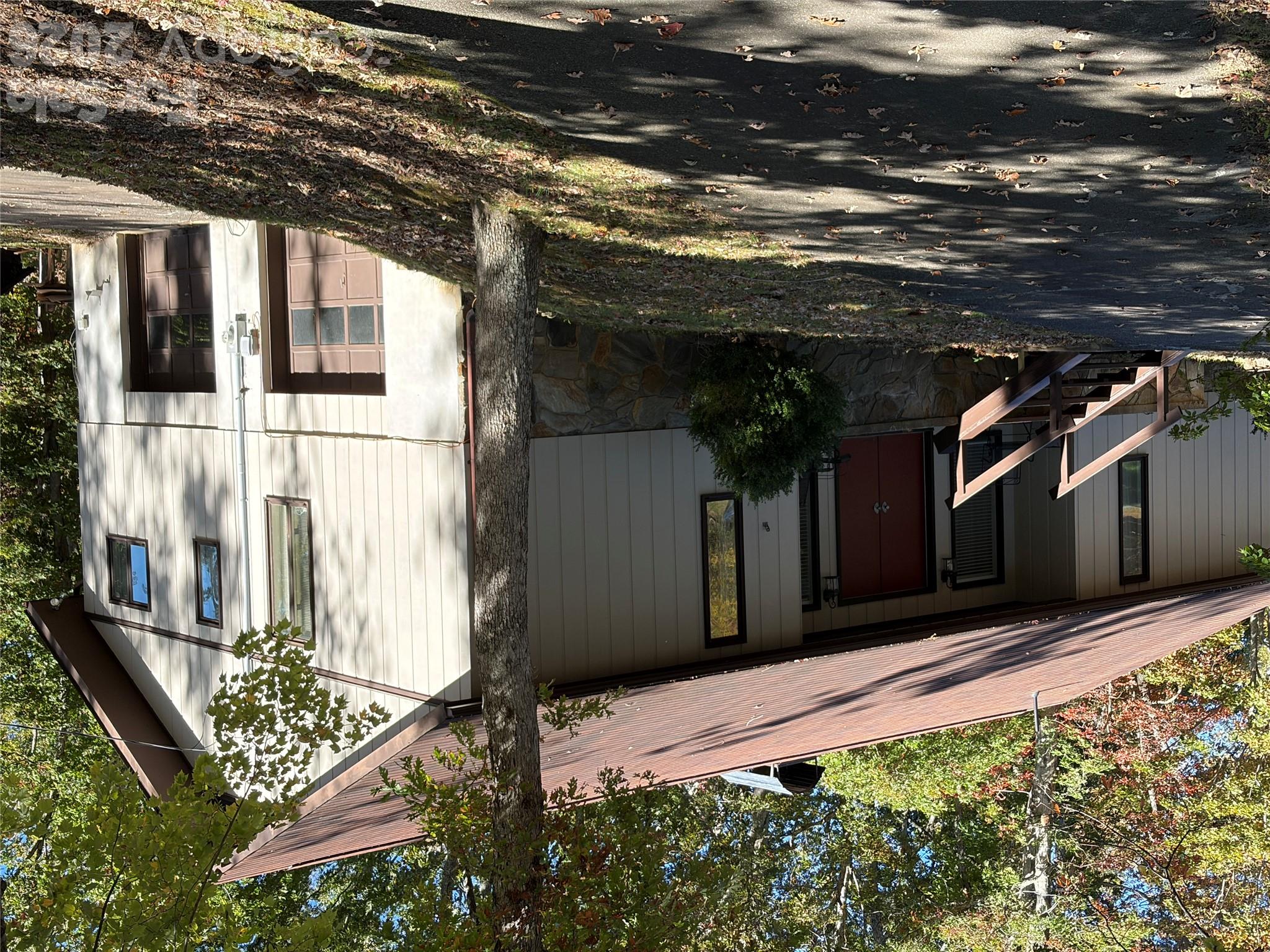 592 Carters Ridge Road Property Photo 1