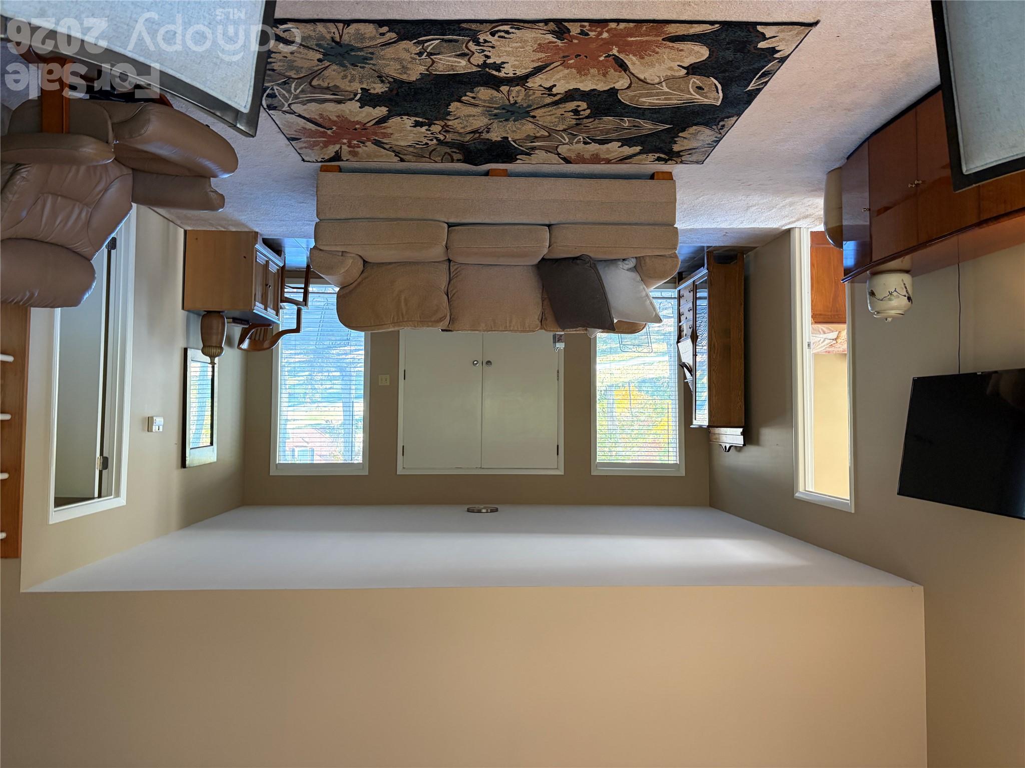 592 Carters Ridge Road Property Photo 4