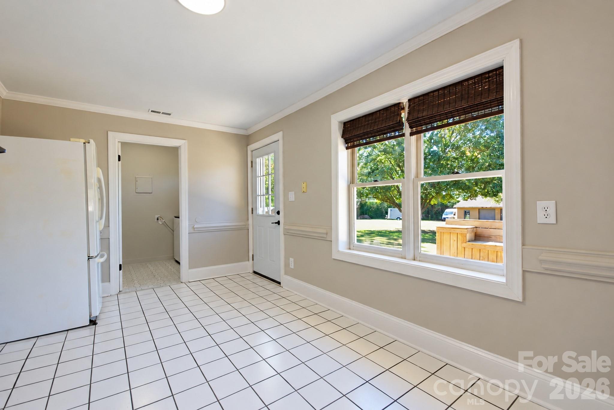 2122 Griffith Road Property Photo 13