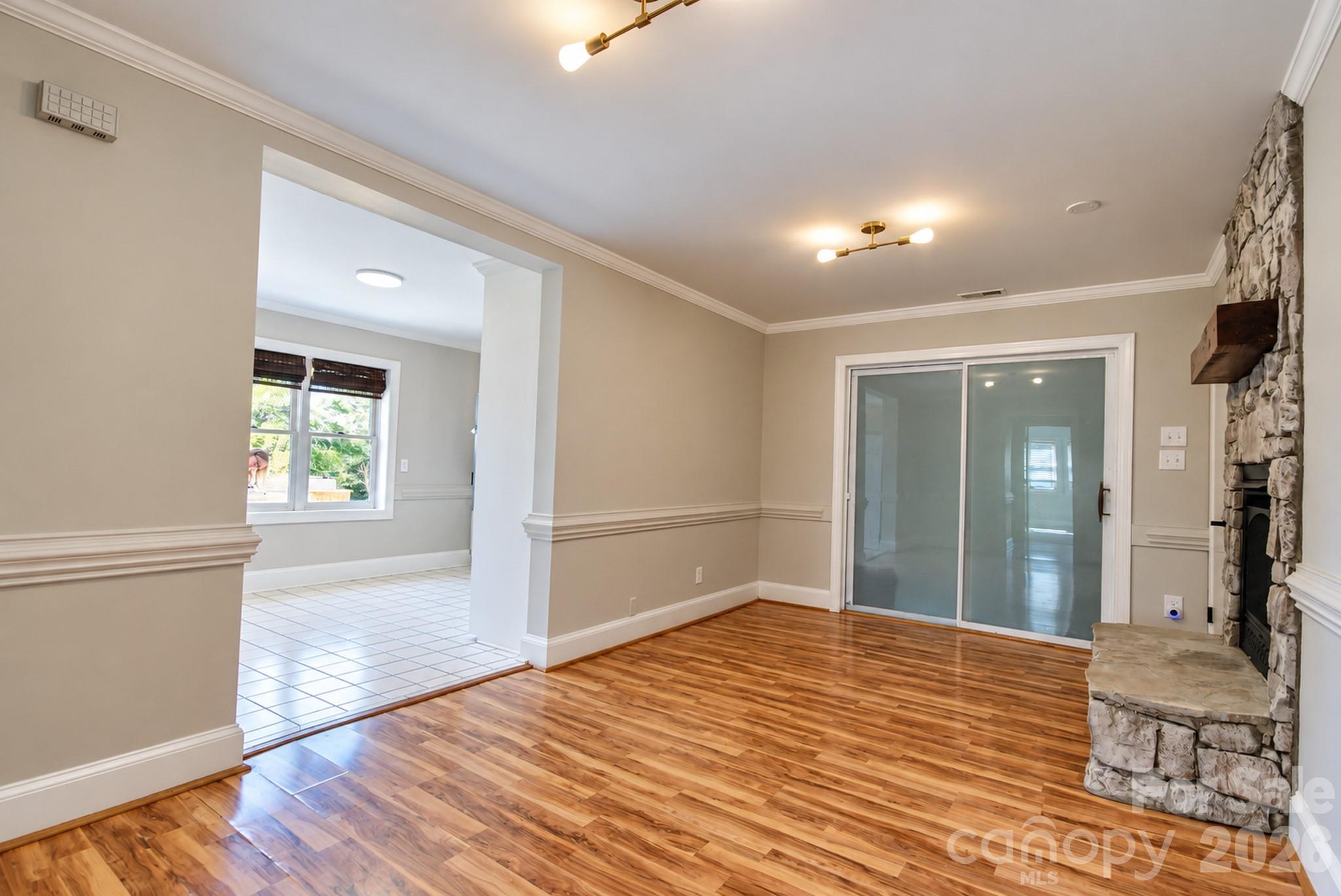 2122 Griffith Road Property Photo 14