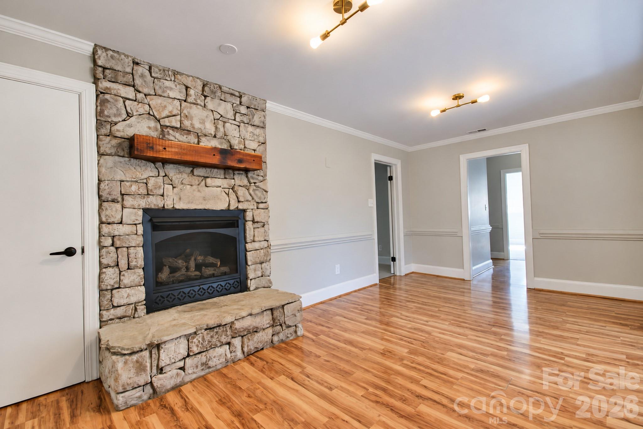 2122 Griffith Road Property Photo 16