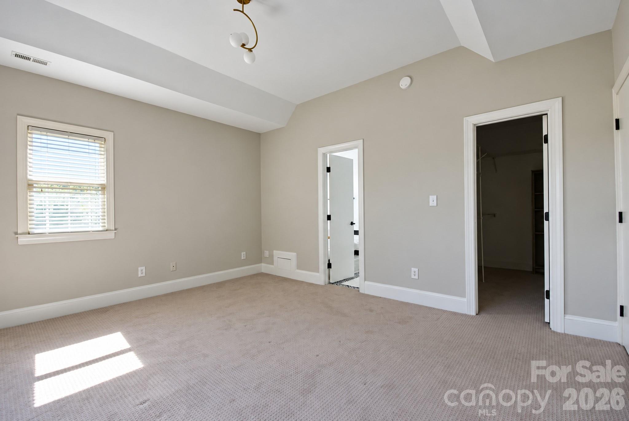 2122 Griffith Road Property Photo 18