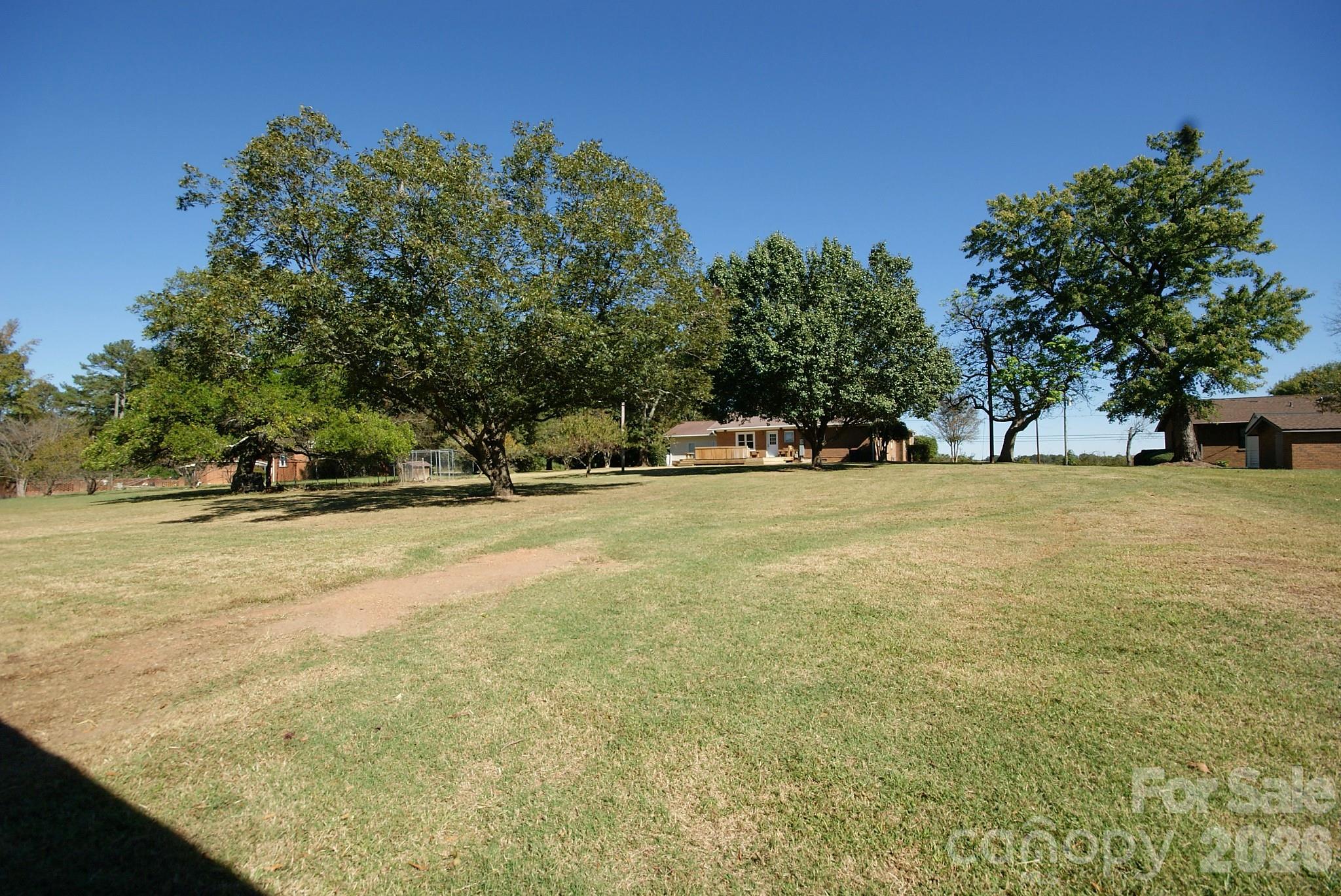 2122 Griffith Road Property Photo 32