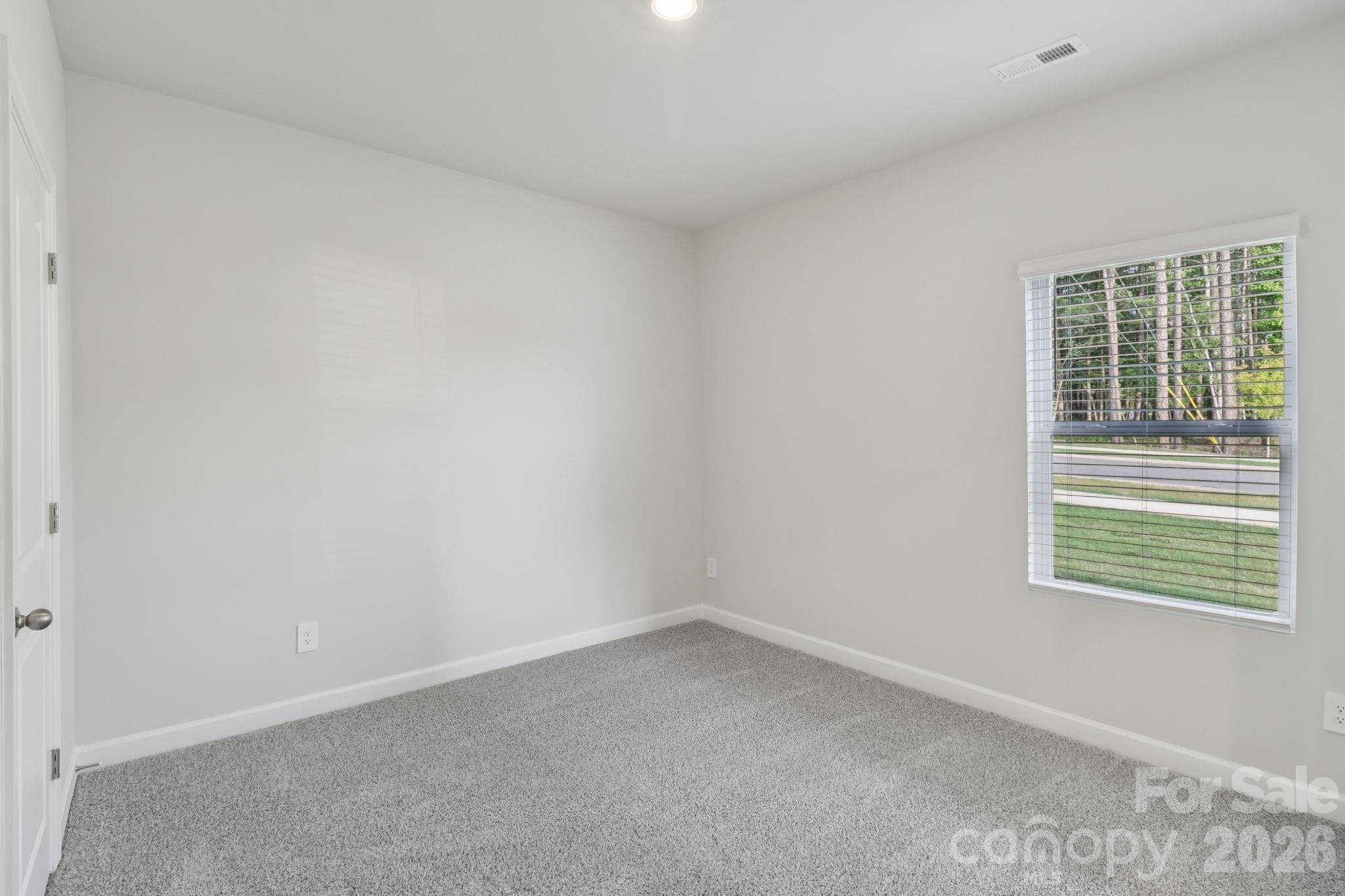 2302 Snapdragon Court Property Photo 13