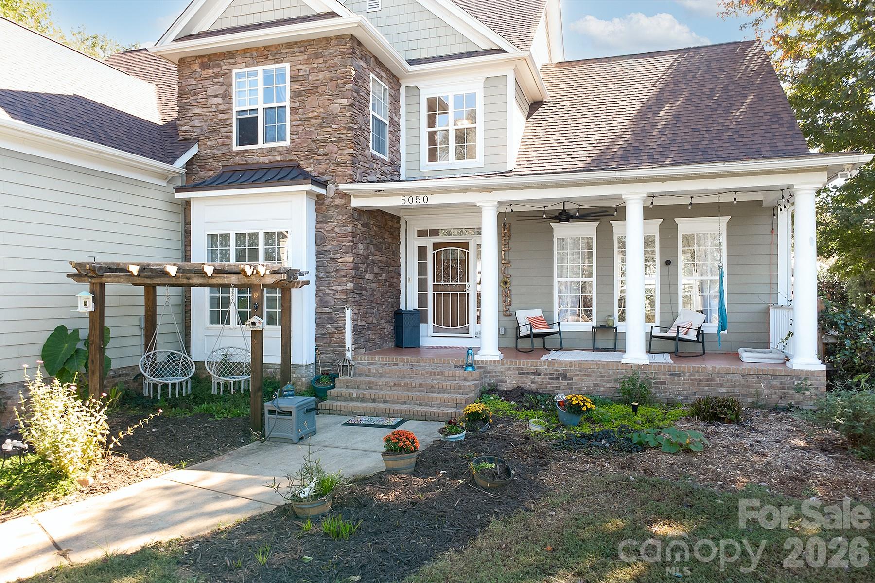 5050 Shady Meadow Lane 7 Property Photo 2