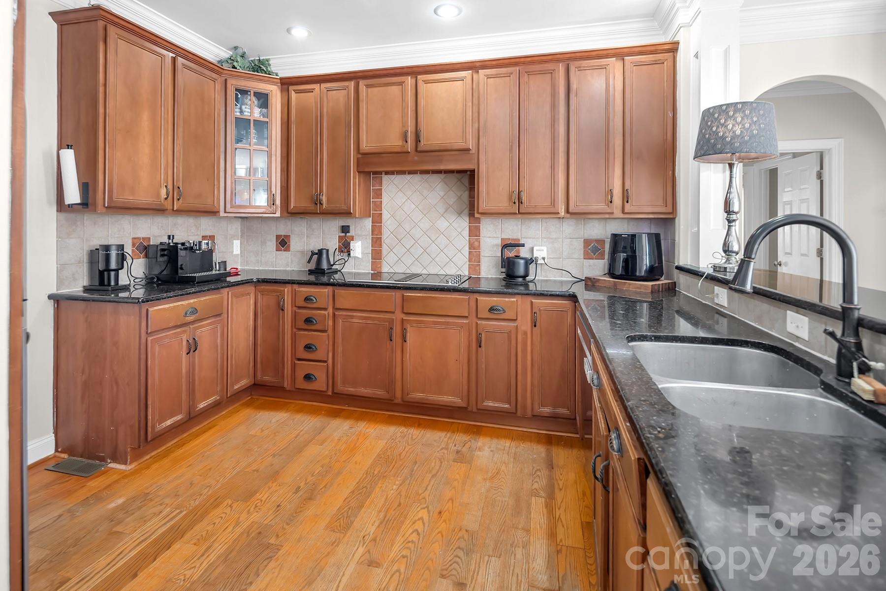 5050 Shady Meadow Lane 7 Property Photo 17