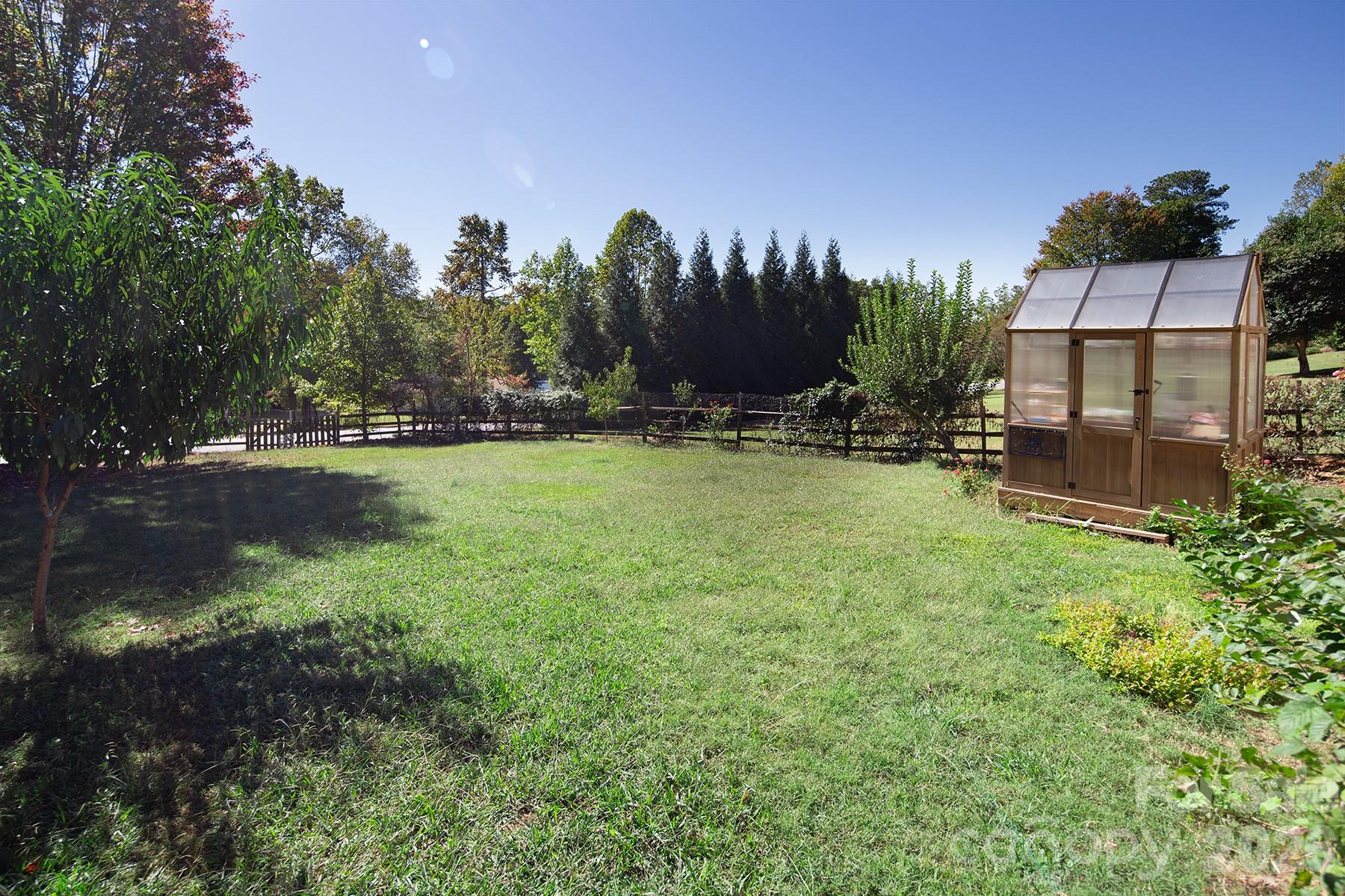 5050 Shady Meadow Lane 7 Property Photo 43