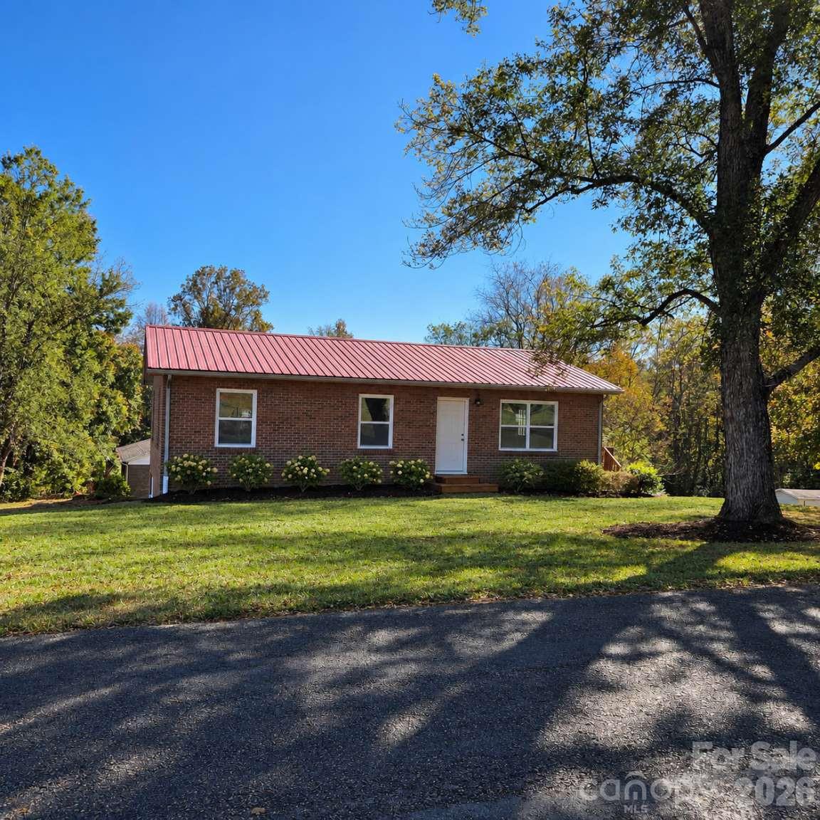 3101 Prairie Court Property Photo 1