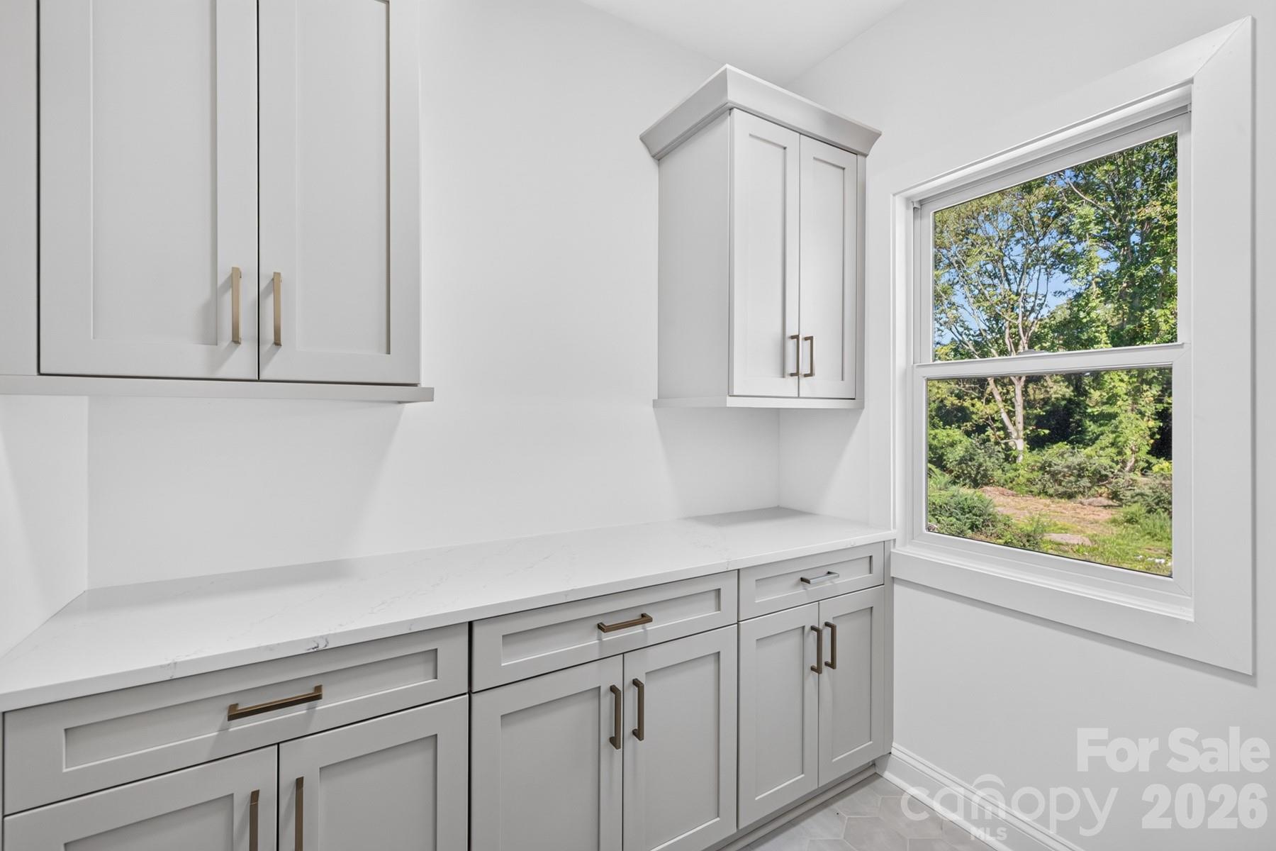 2515 Grimes Street Property Photo 17