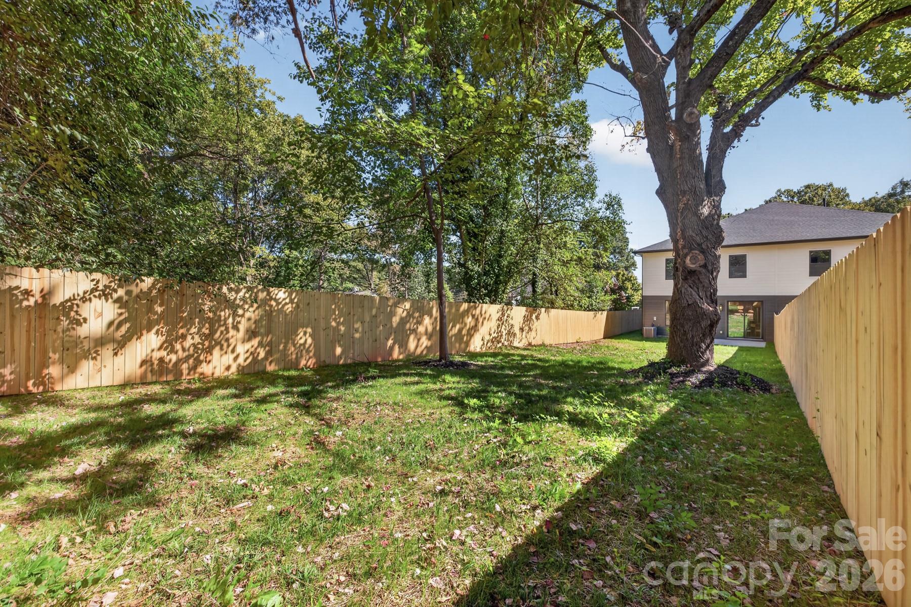 2515 Grimes Street Property Photo 21