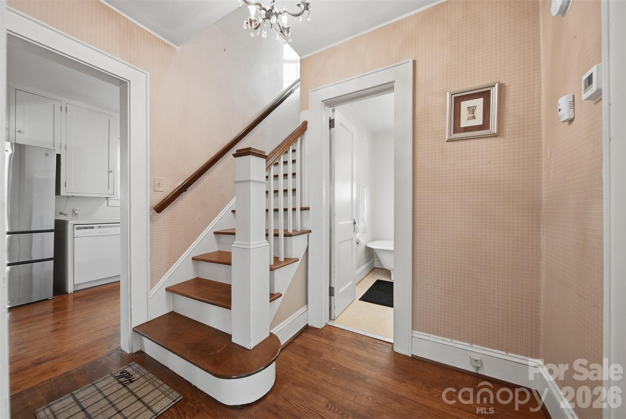 323 4th Street Place Property Photo 8