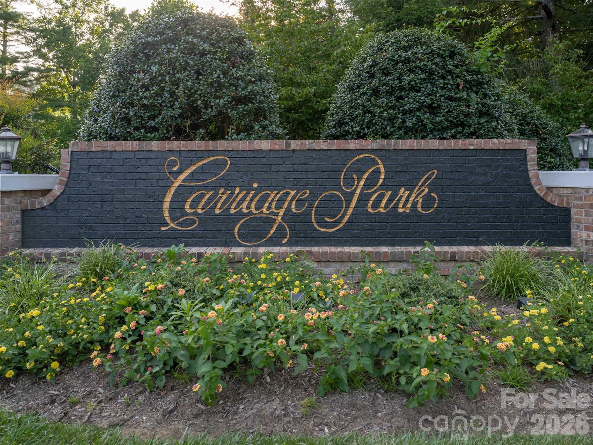 99999 Carriage Crest Drive Property Photo 6
