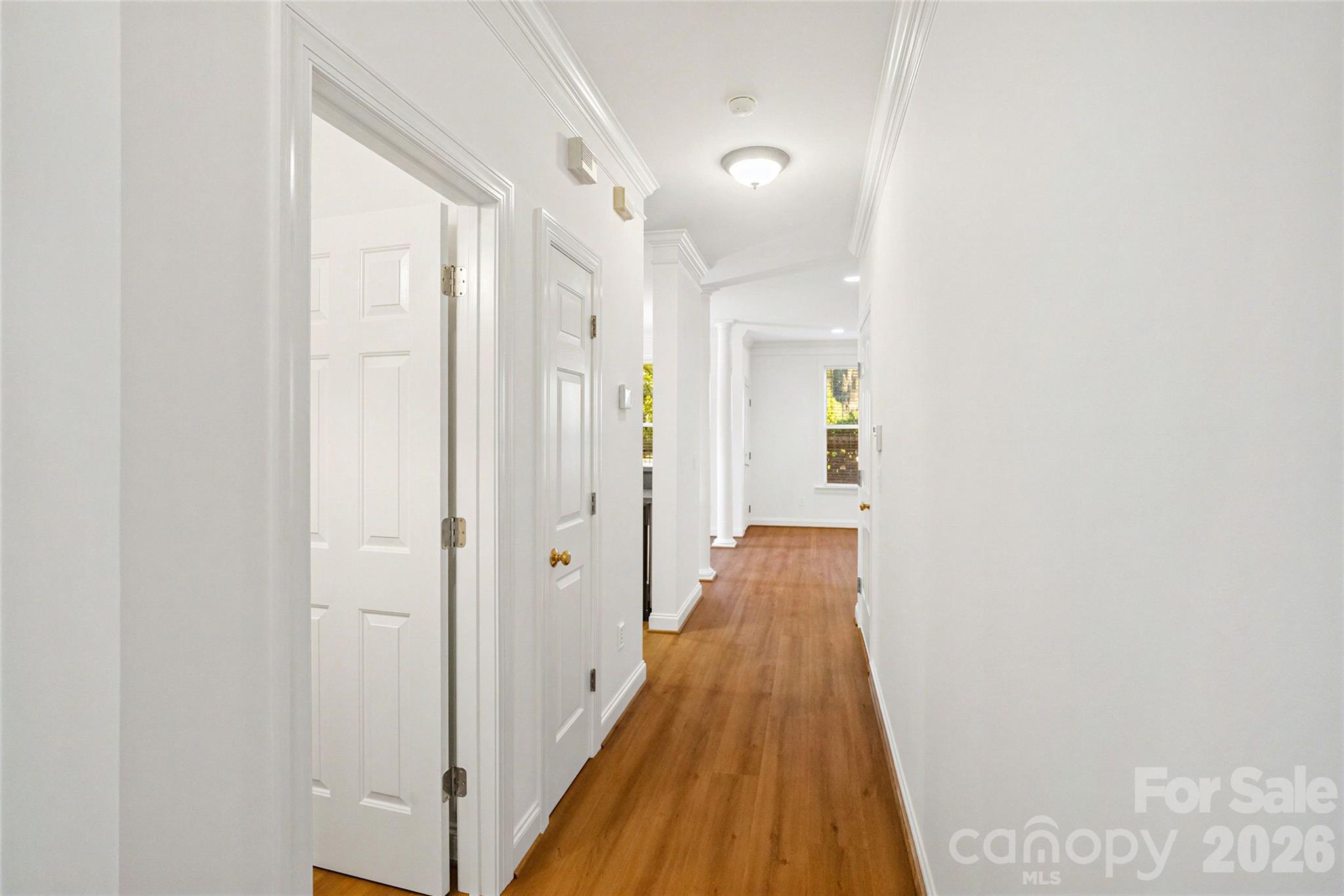 4766 Hunter Crest Lane Property Photo 7