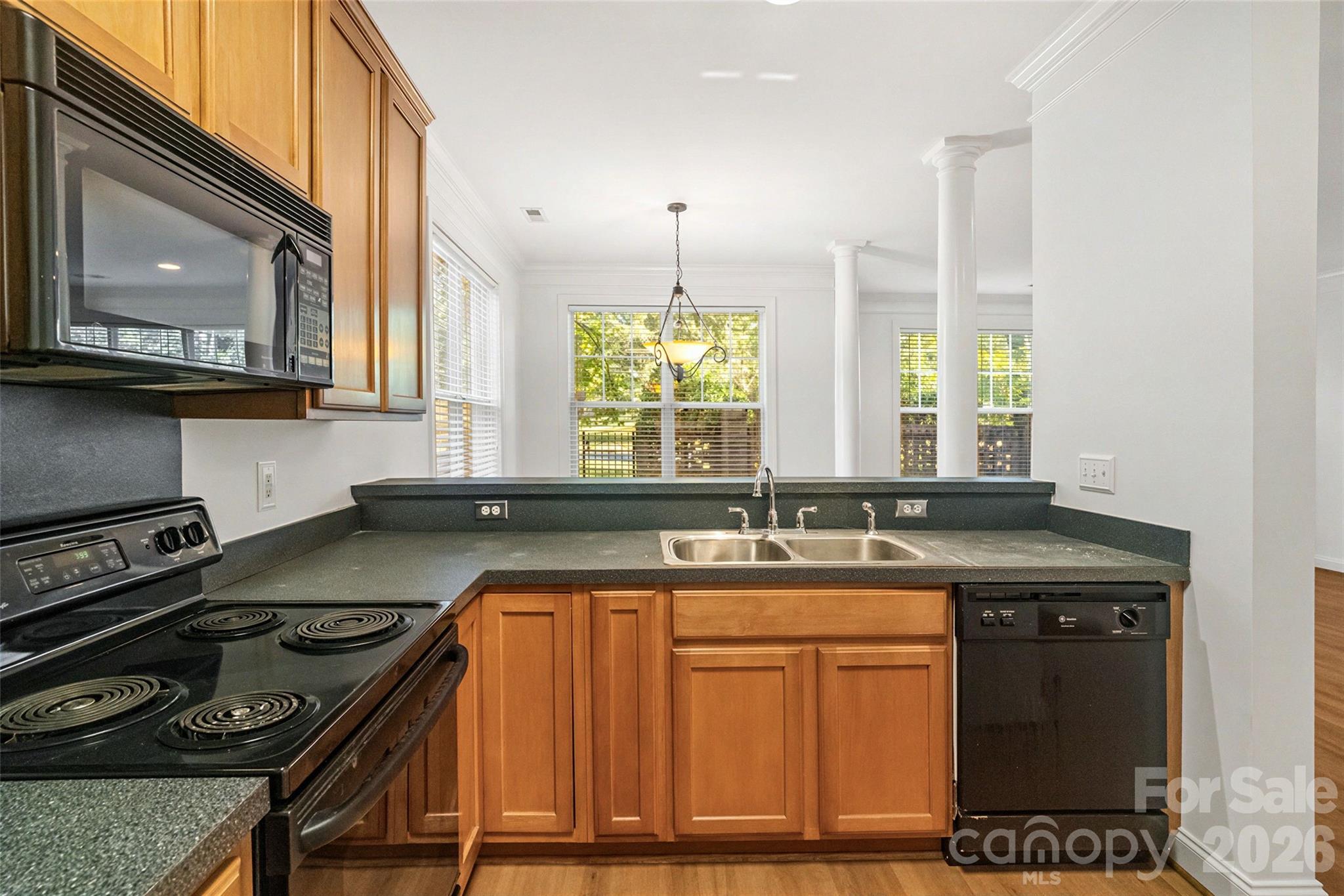4766 Hunter Crest Lane Property Photo 16