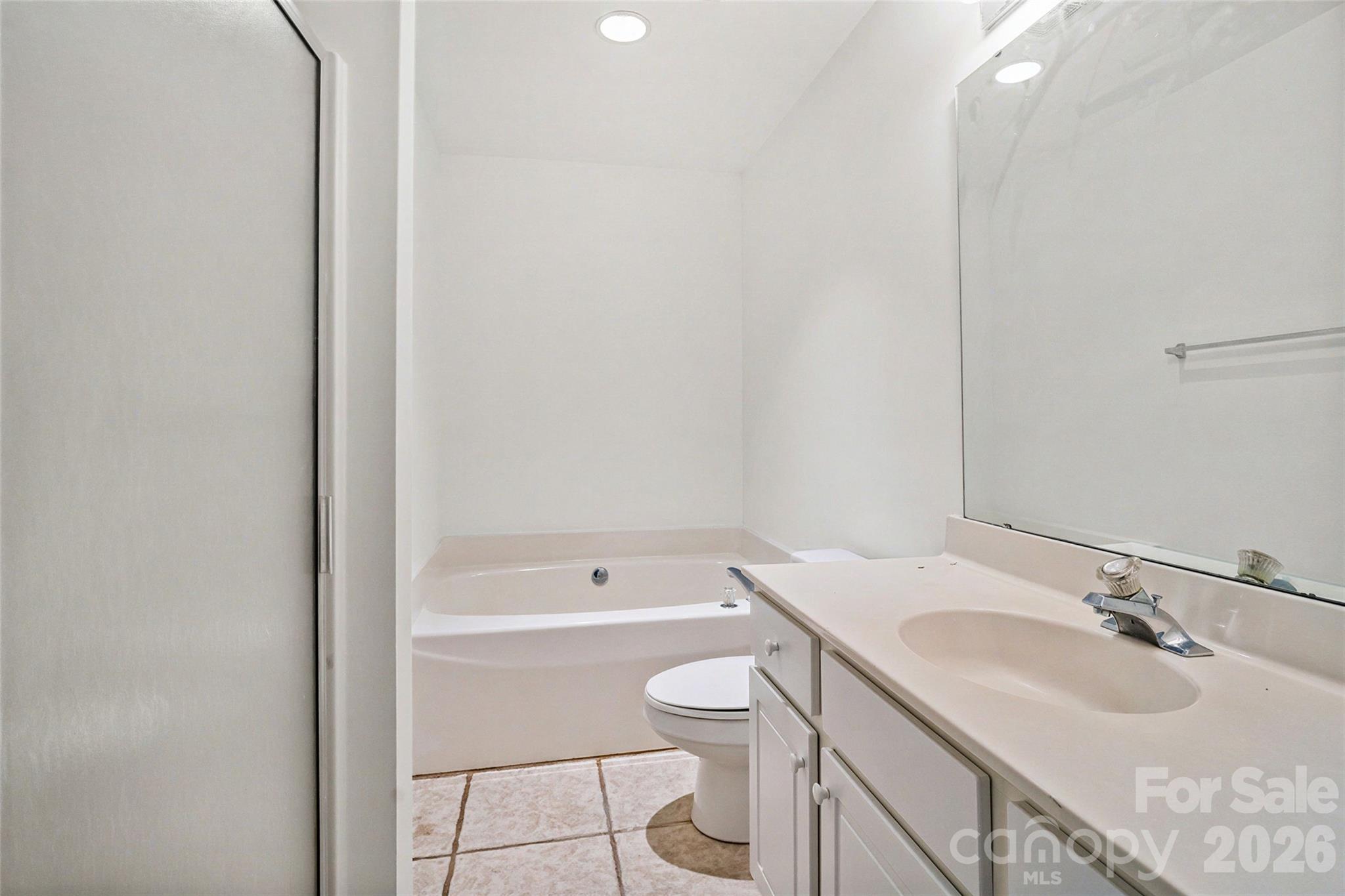 4766 Hunter Crest Lane Property Photo 27