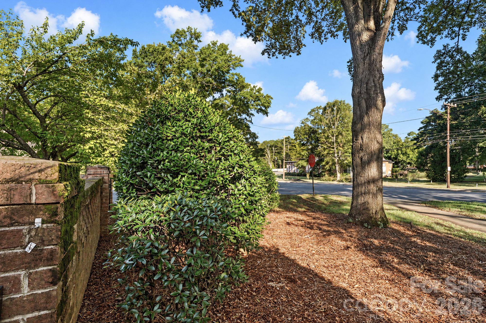 4766 Hunter Crest Lane Property Photo 32