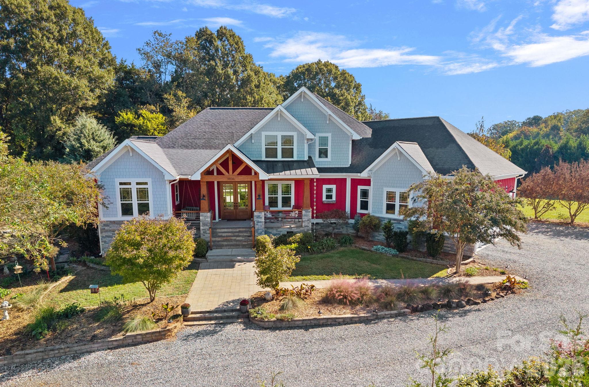 6536 Stephens Road Property Photo 1