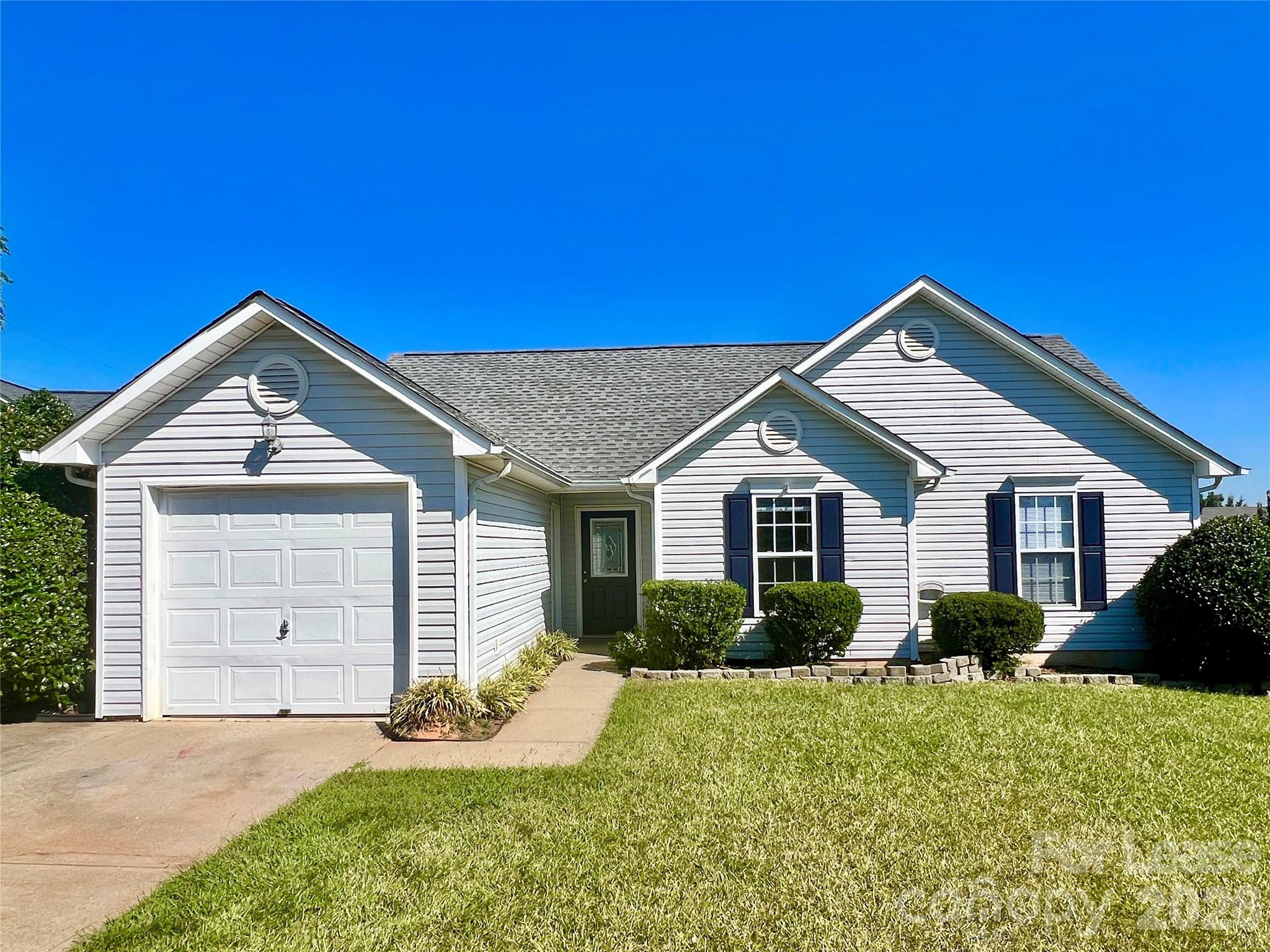 5900 Coral Ridge Lane Property Photo 1