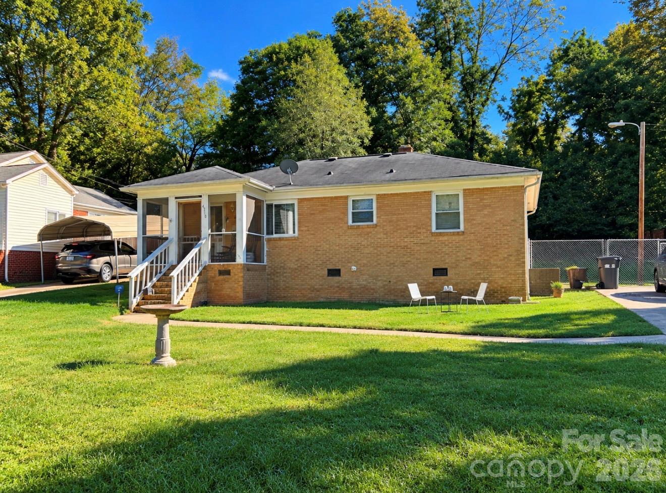 4310 Dinglewood Avenue Property Photo 1