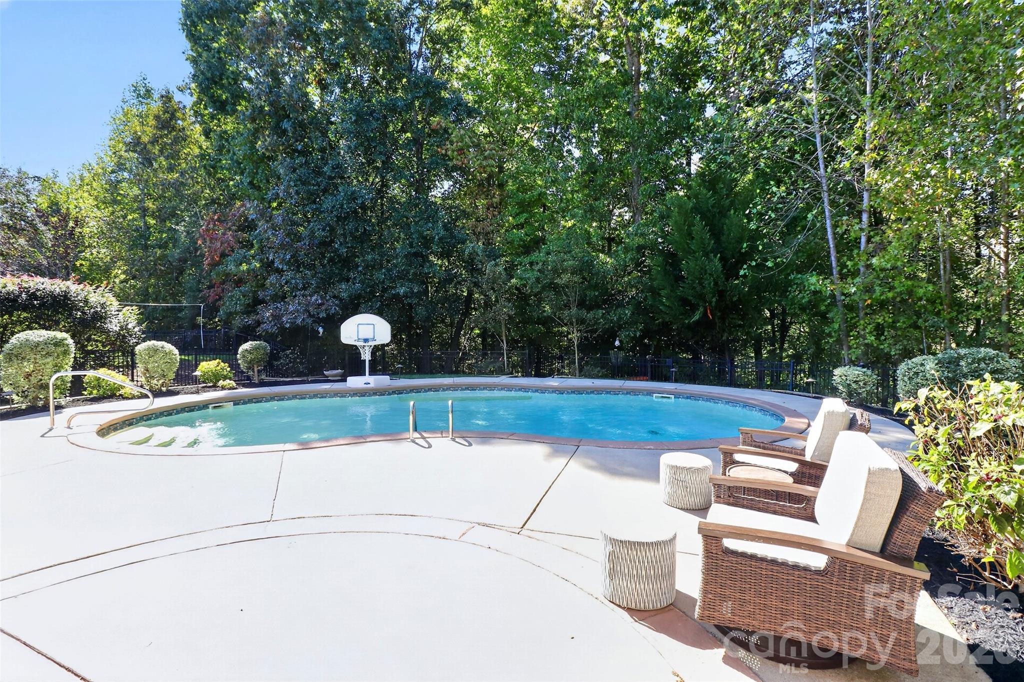 1550 Millbridge Parkway Property Photo 26