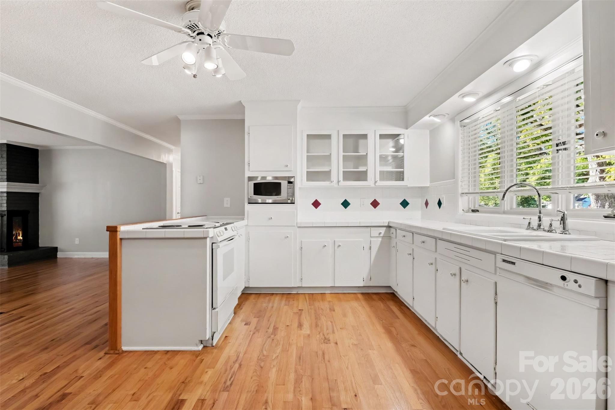 225 Edgewood Drive Property Photo 11