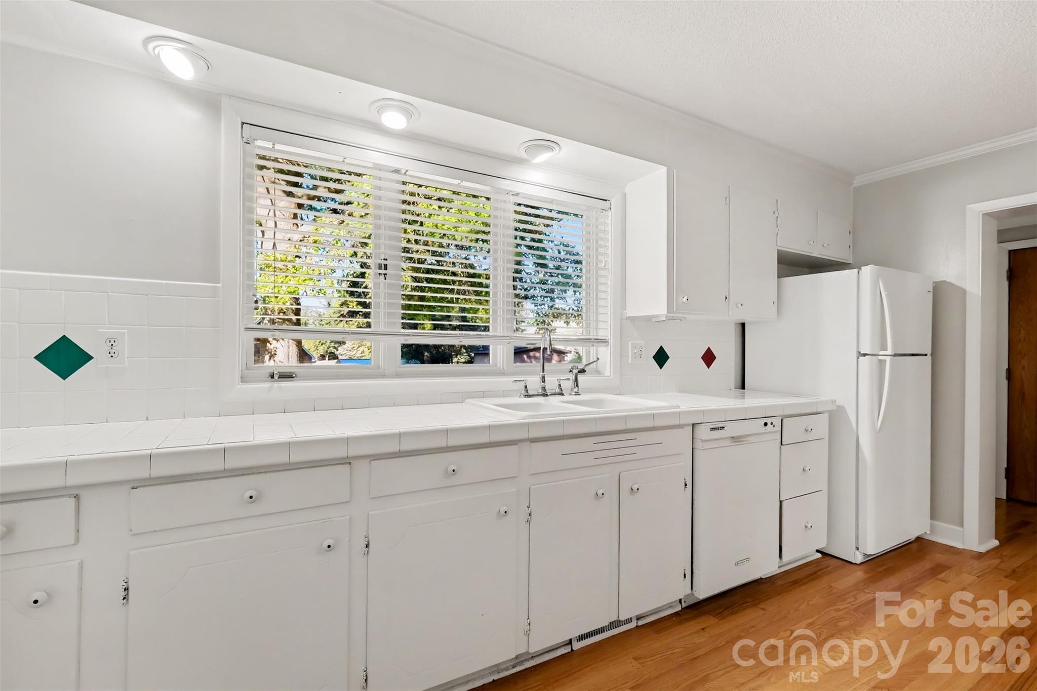 225 Edgewood Drive Property Photo 13