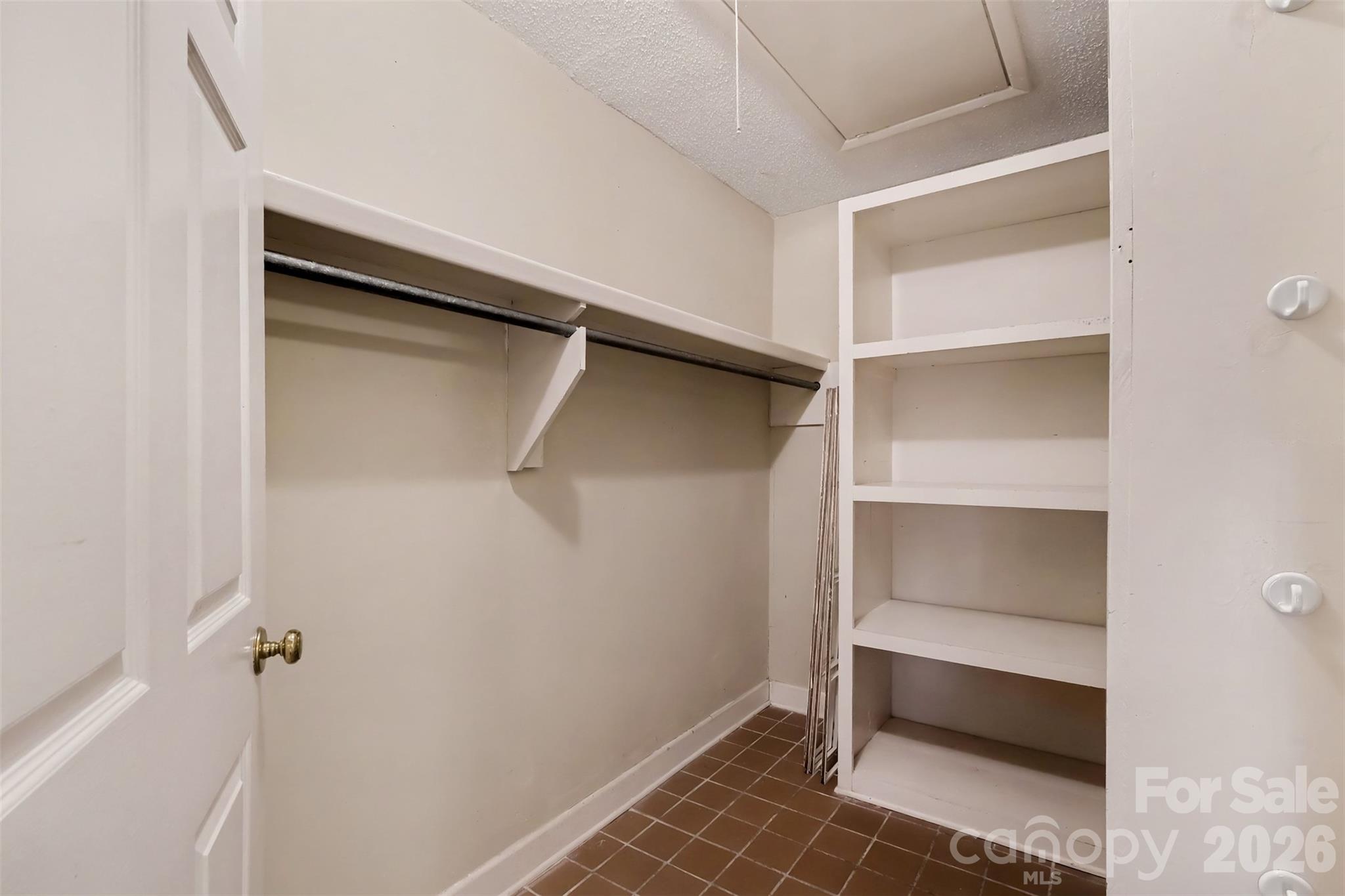 225 Edgewood Drive Property Photo 19
