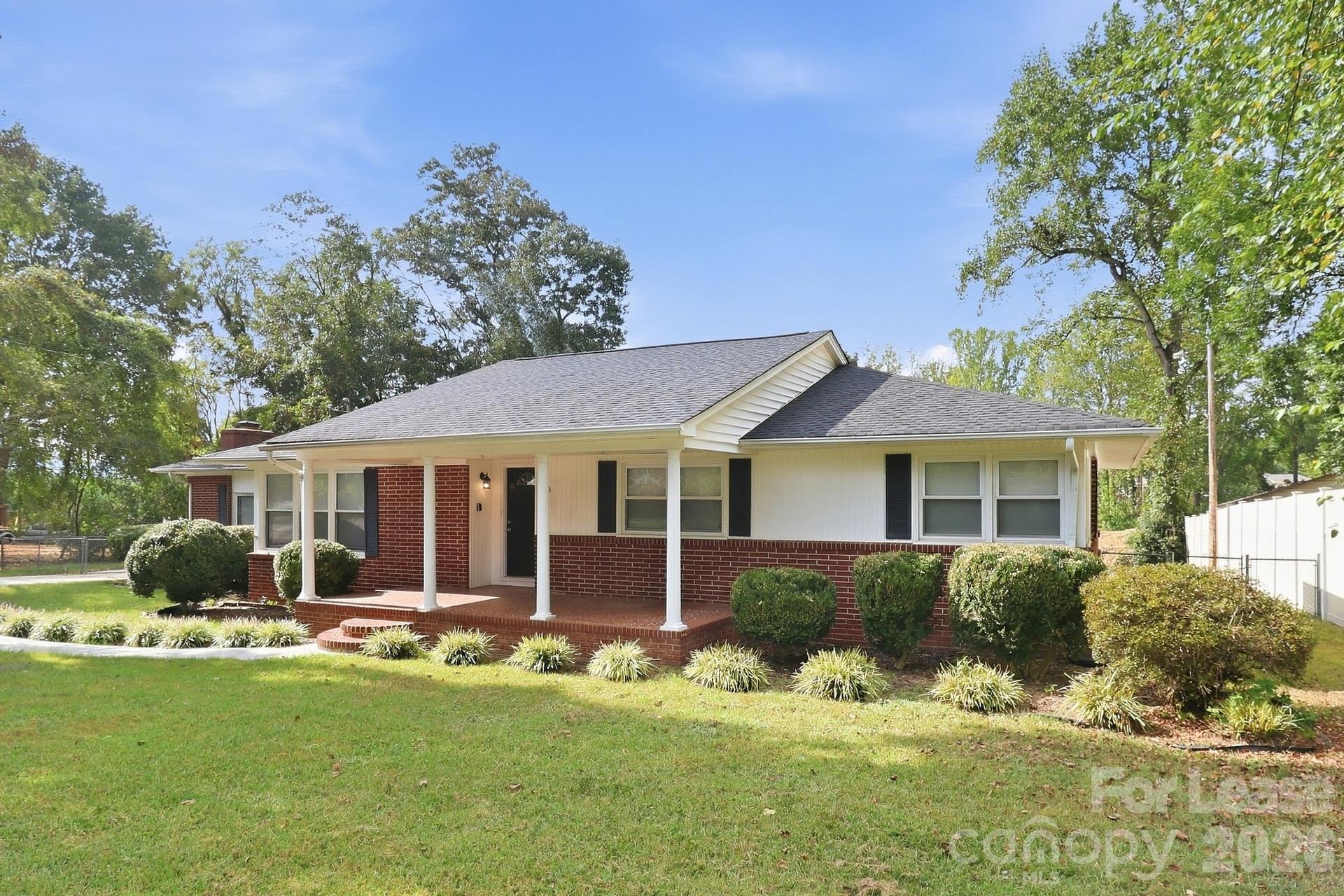 2338 Linwood Road Property Photo 2