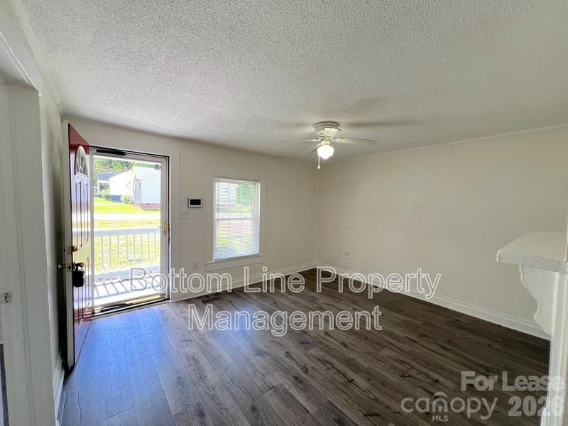 1102 Davidson Avenue Property Photo 3