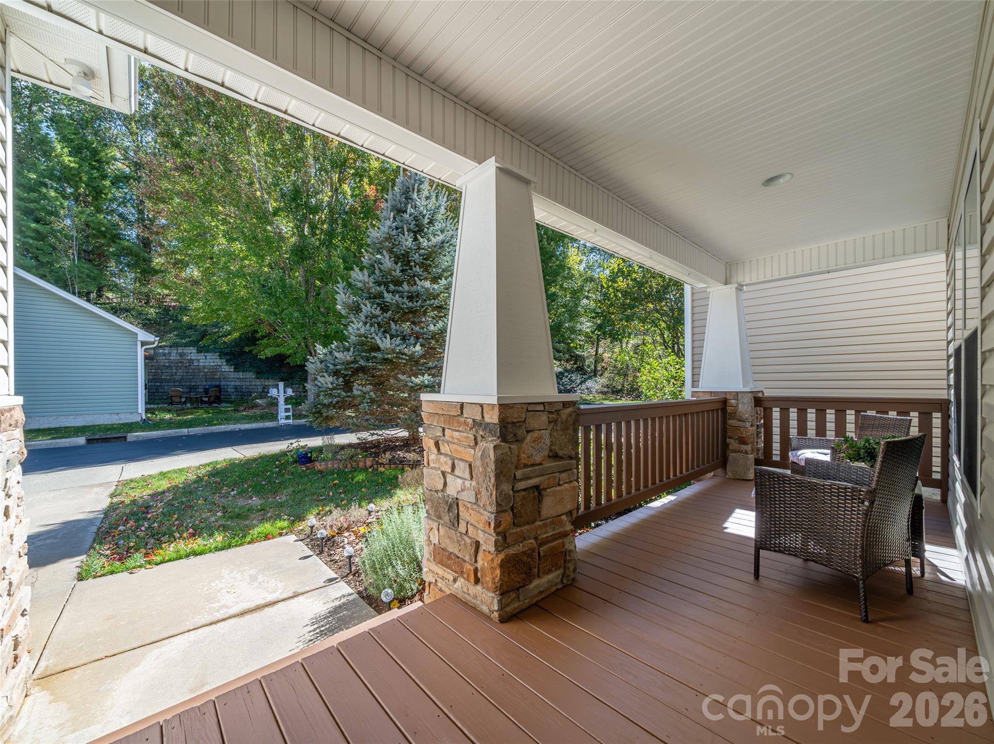 23 Prairie Path Property Photo 4