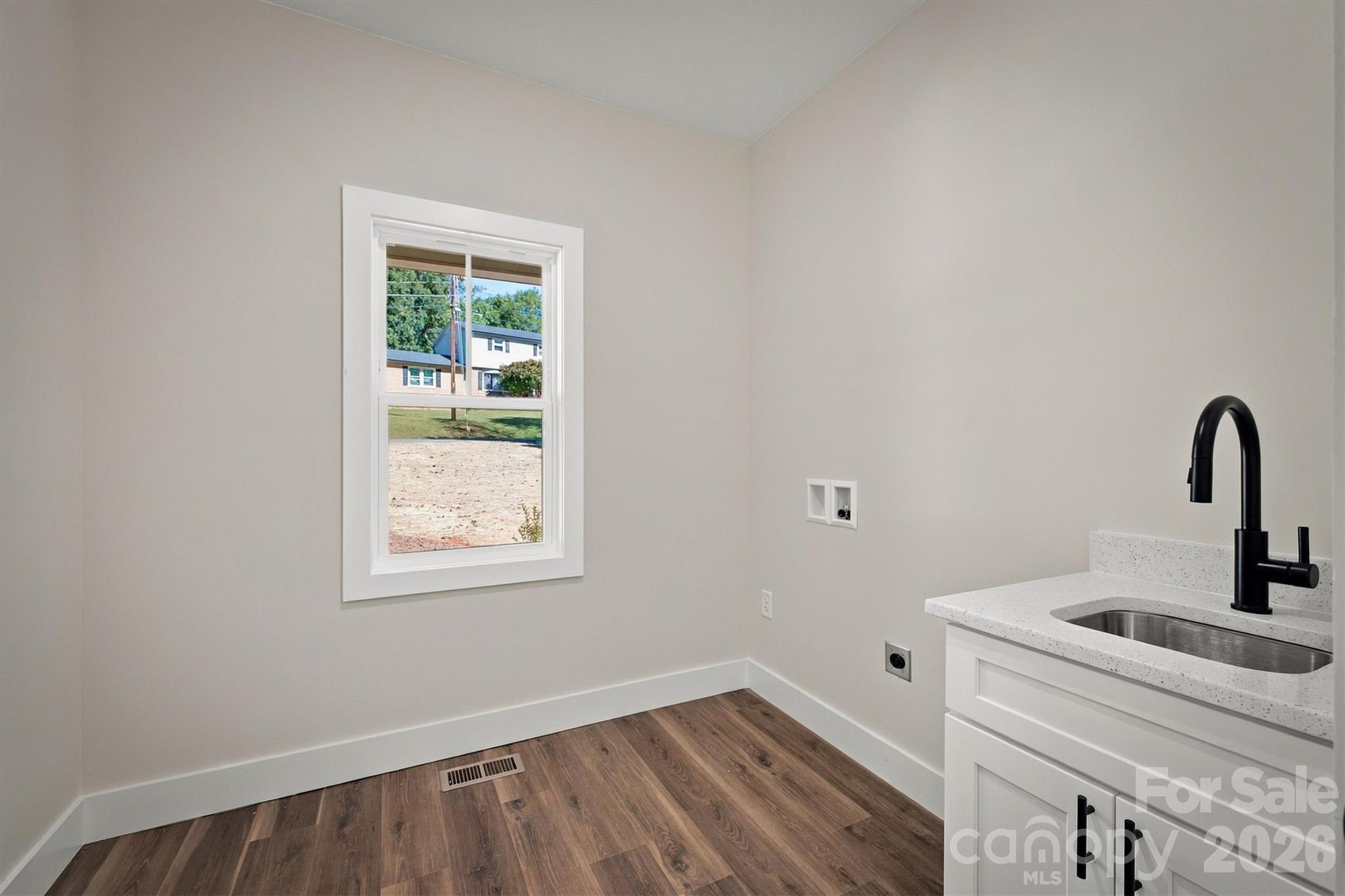 2968 Woodwind Drive Property Photo 22