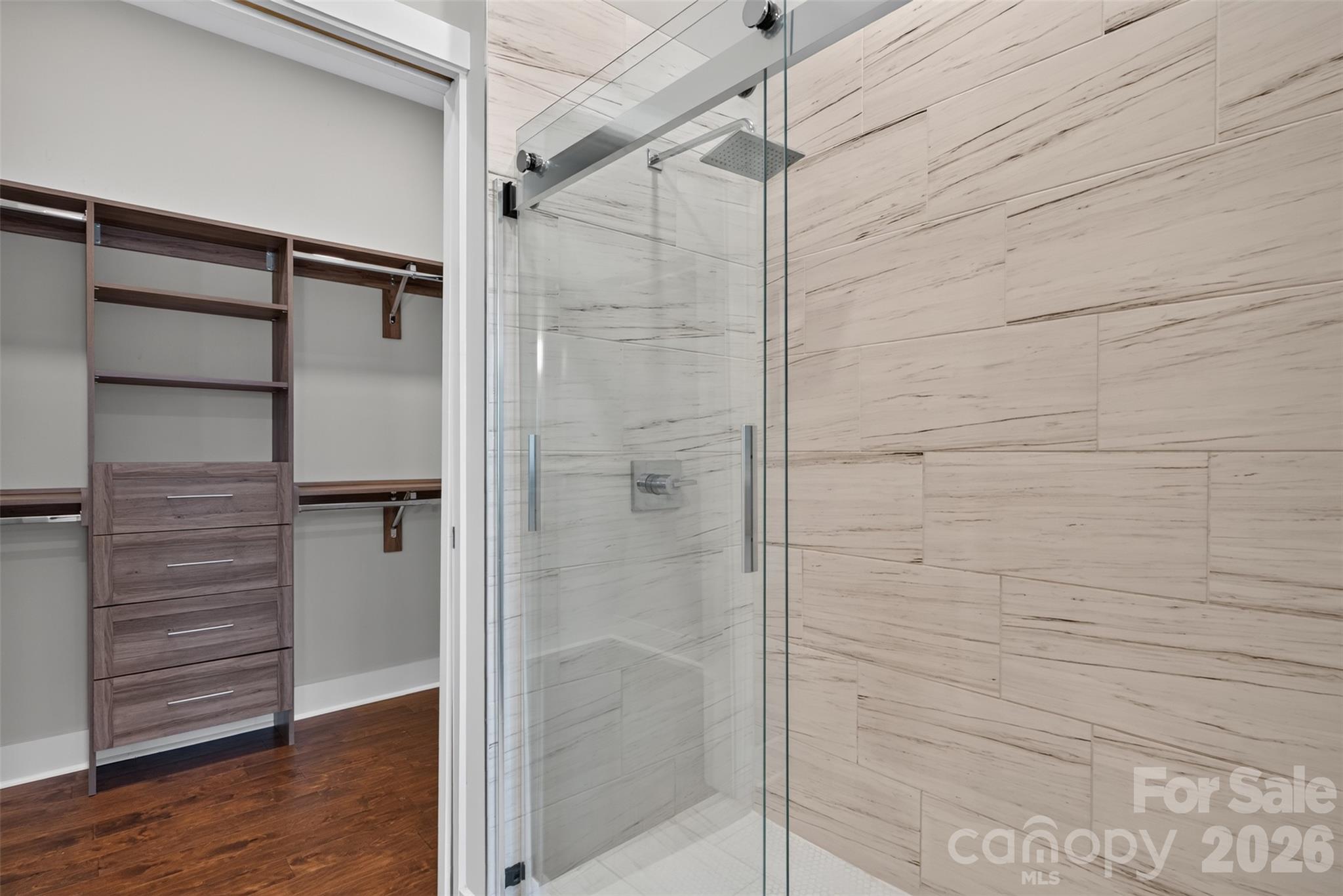 2401 Euclid Avenue 311 Property Photo 13