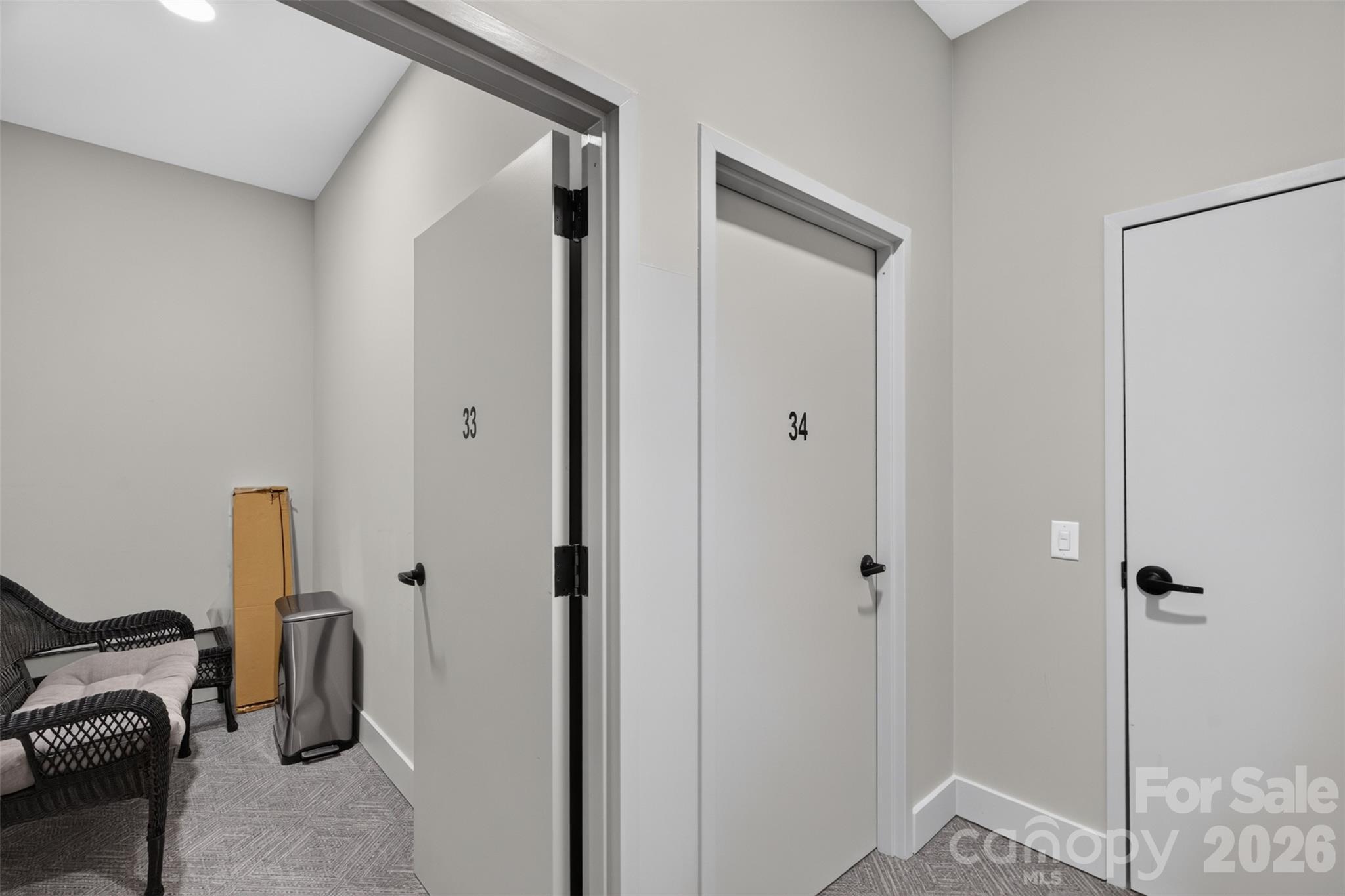 2401 Euclid Avenue 311 Property Photo 30