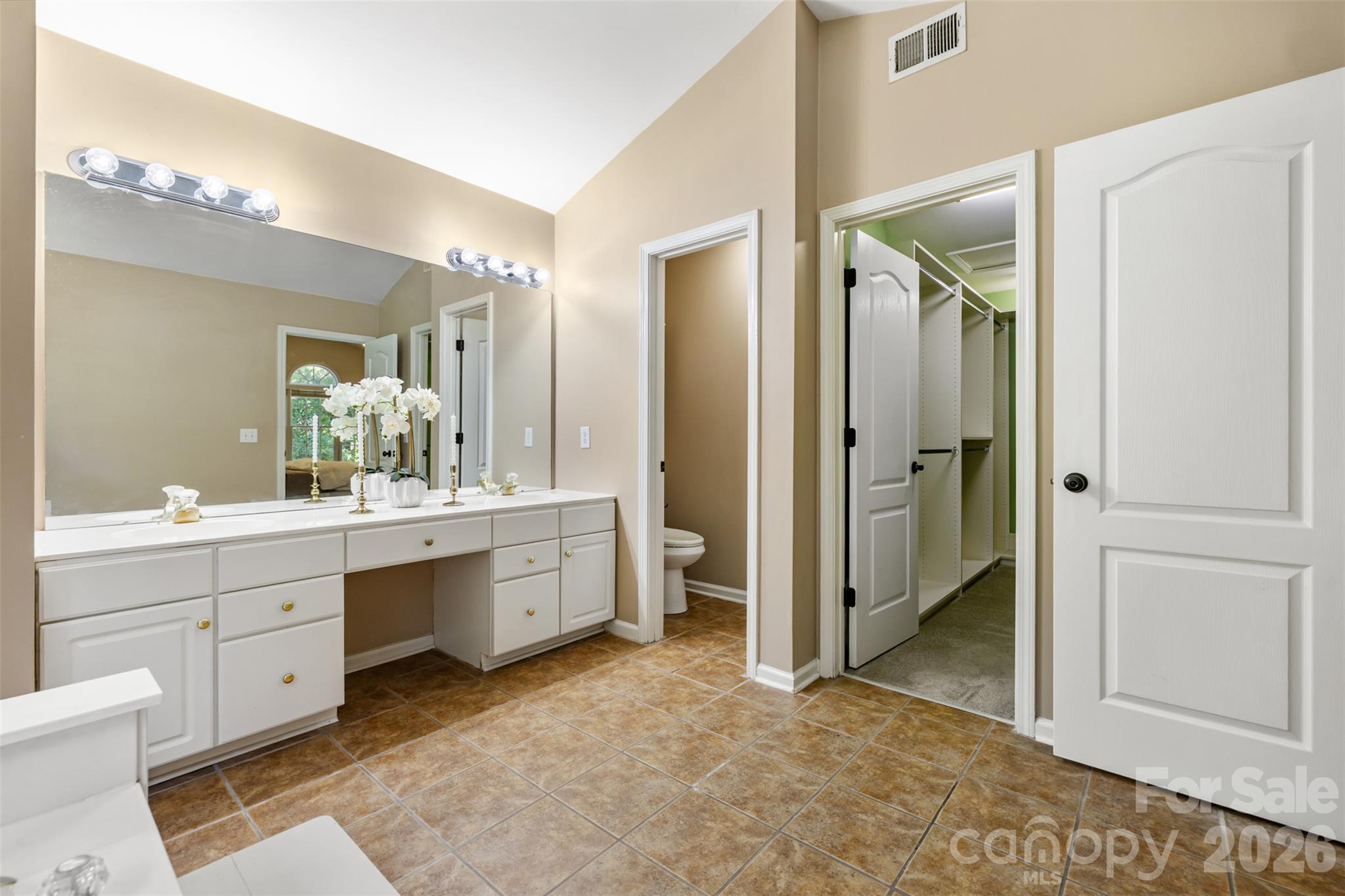 5705 Kinglet Lane Property Photo 32