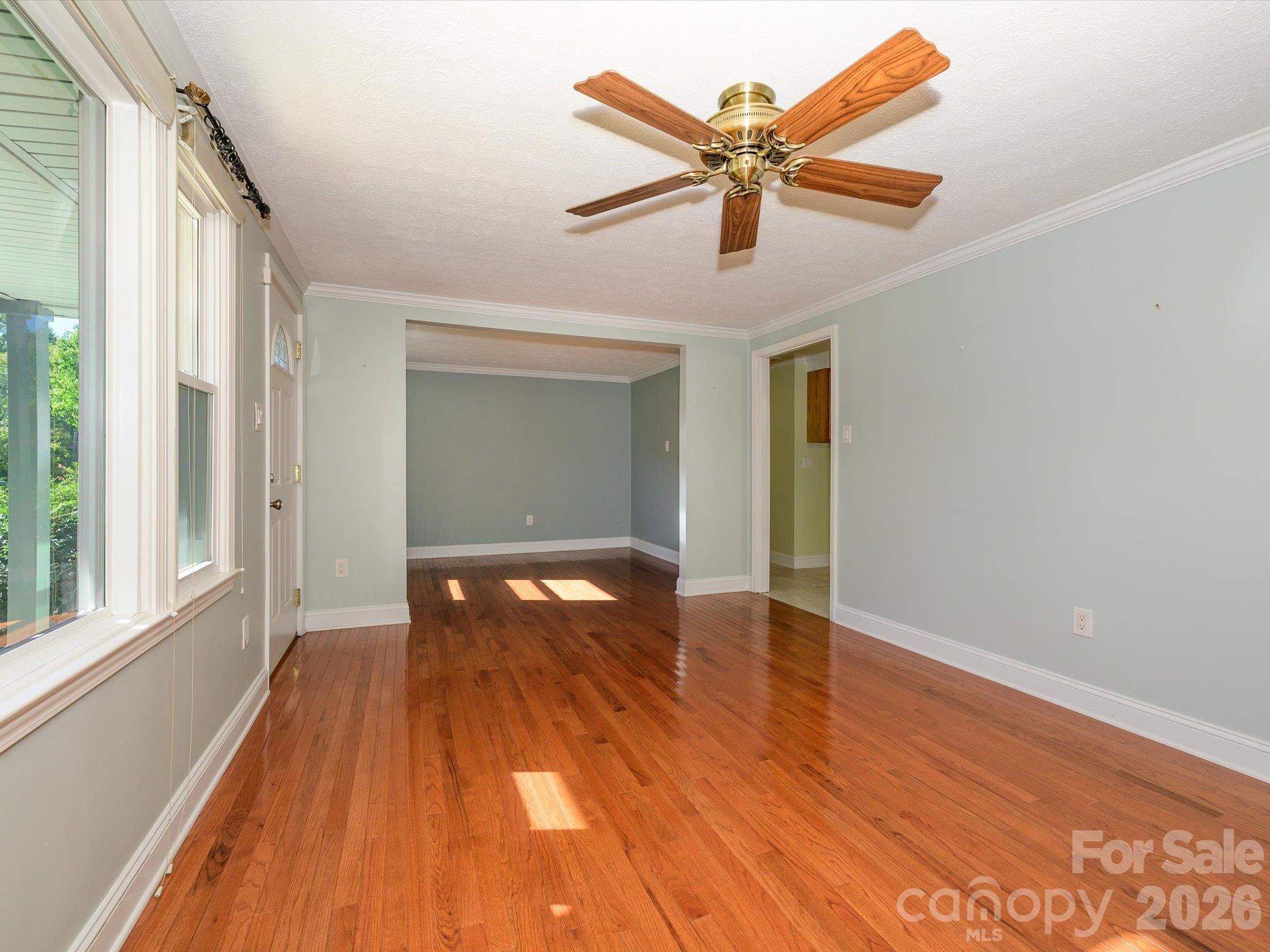3714 Fieldcrest Circle Property Photo 7